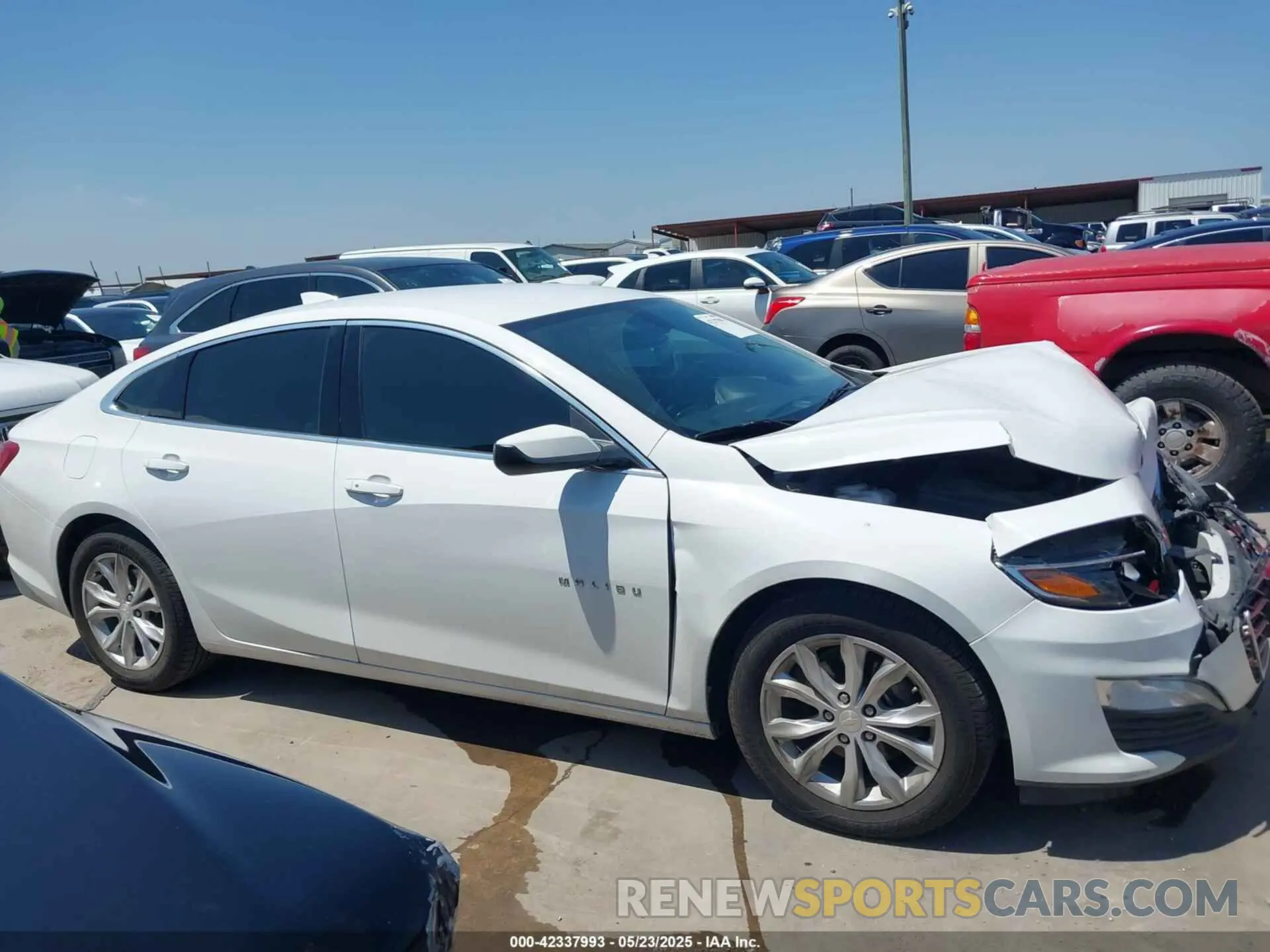 13 Photograph of a damaged car 1G1ZD5ST5MF002290 CHEVROLET MALIBU 2021