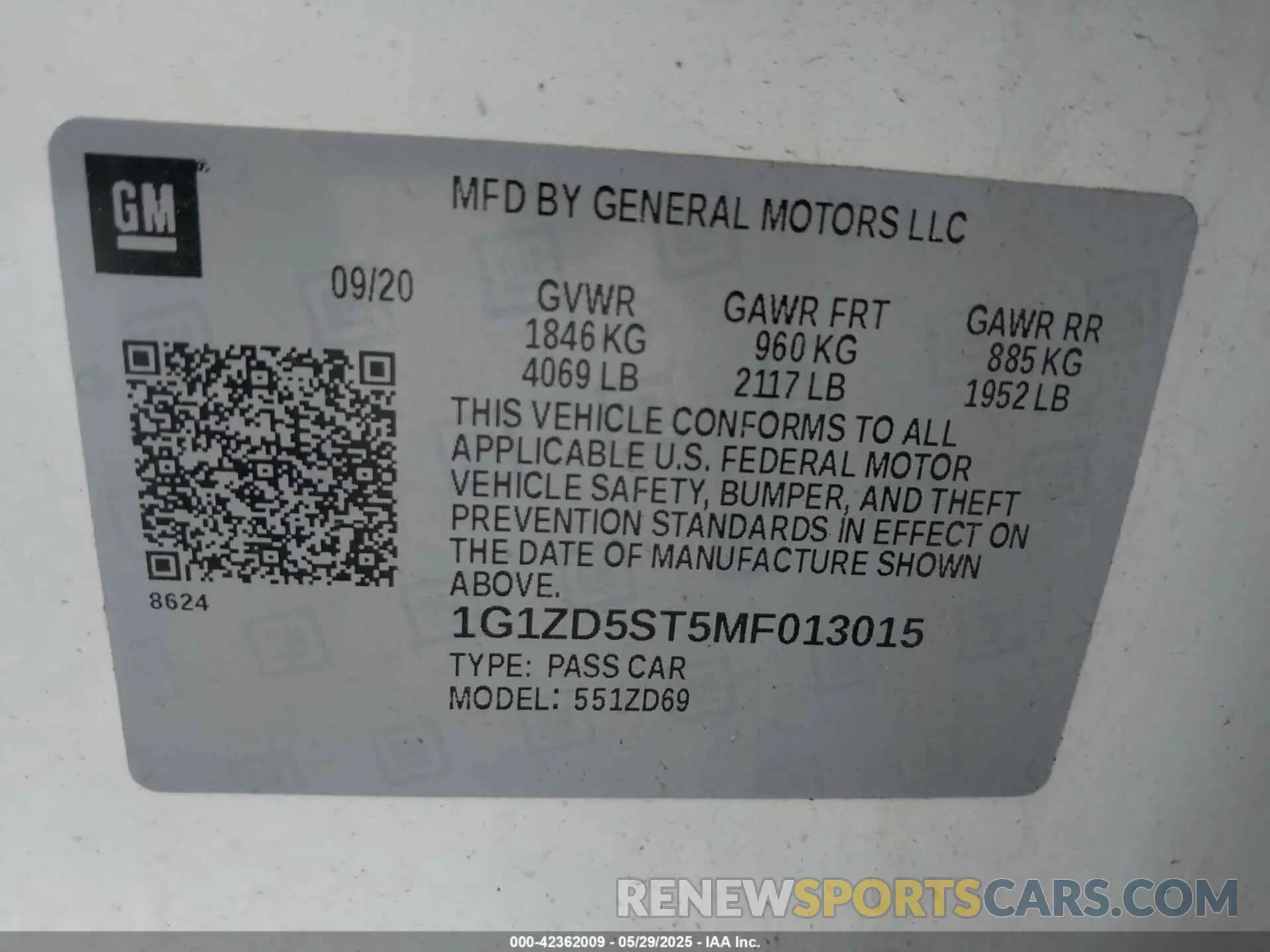 9 Photograph of a damaged car 1G1ZD5ST5MF013015 CHEVROLET MALIBU 2021