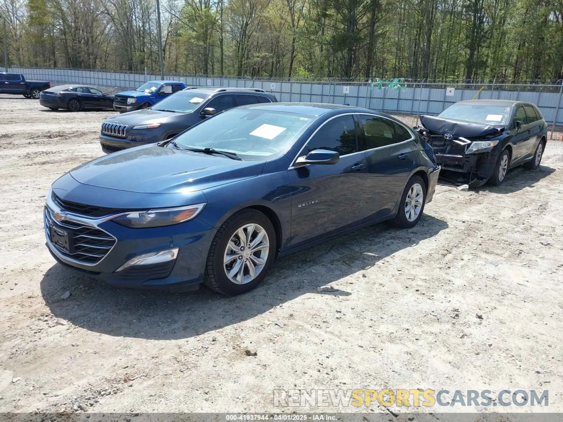 2 Photograph of a damaged car 1G1ZD5ST5MF020420 CHEVROLET MALIBU 2021