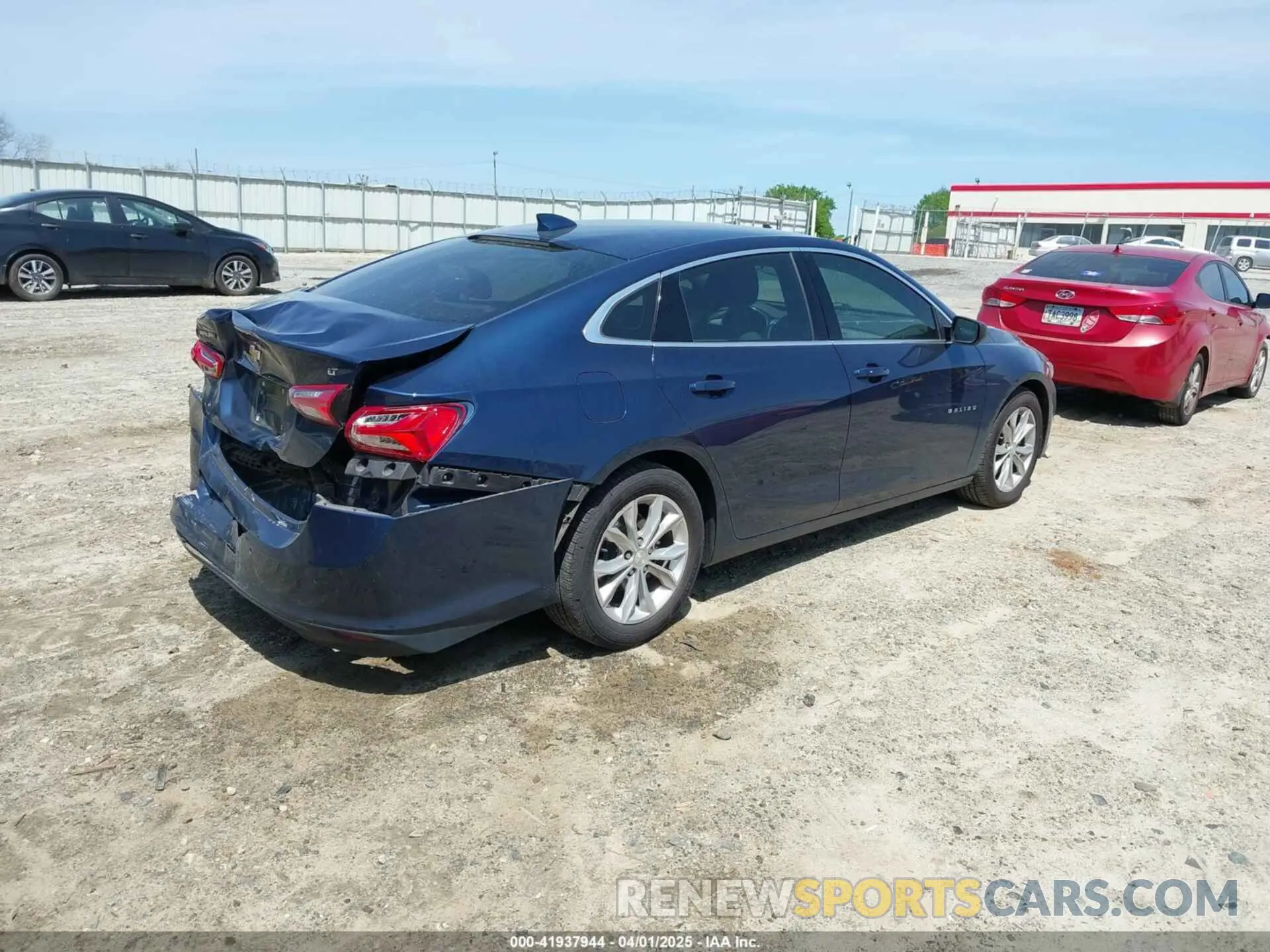 4 Photograph of a damaged car 1G1ZD5ST5MF020420 CHEVROLET MALIBU 2021
