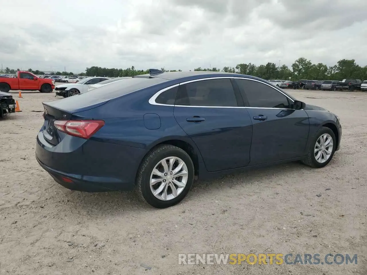3 Photograph of a damaged car 1G1ZD5ST5MF029988 CHEVROLET MALIBU 2021