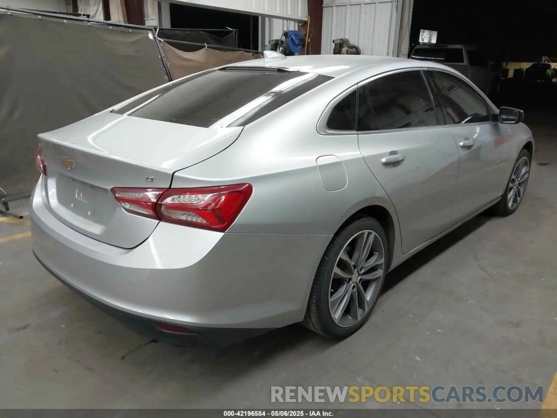 4 Photograph of a damaged car 1G1ZD5ST5MF061646 CHEVROLET MALIBU 2021