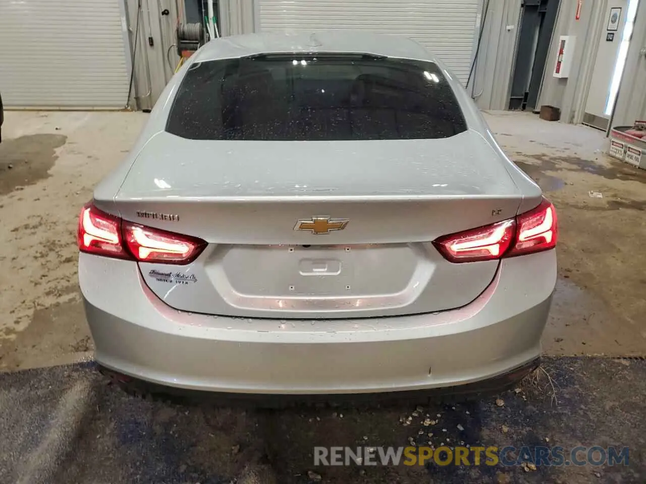 6 Photograph of a damaged car 1G1ZD5ST5MF065292 CHEVROLET MALIBU 2021