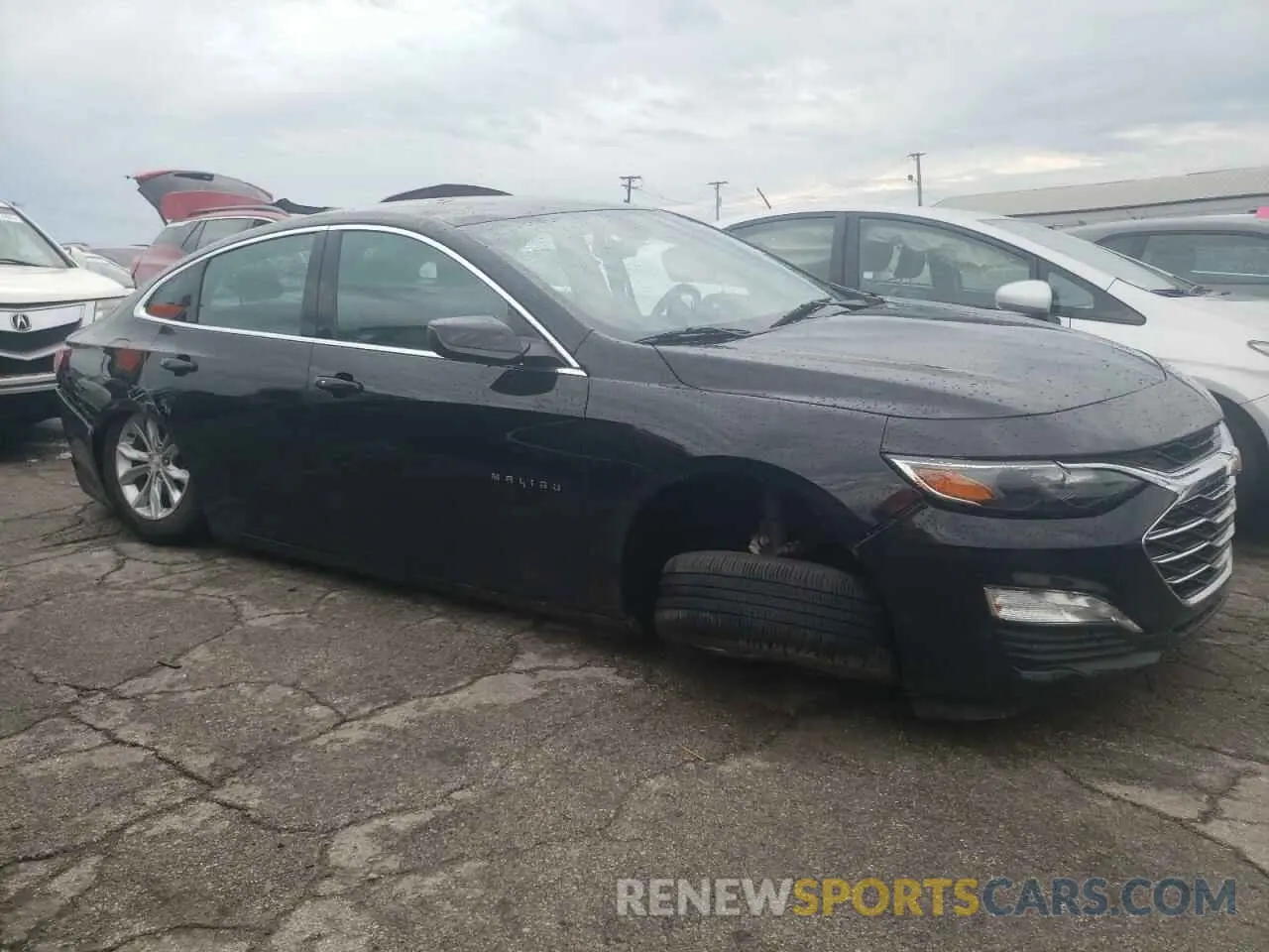 4 Photograph of a damaged car 1G1ZD5ST6MF002105 CHEVROLET MALIBU 2021