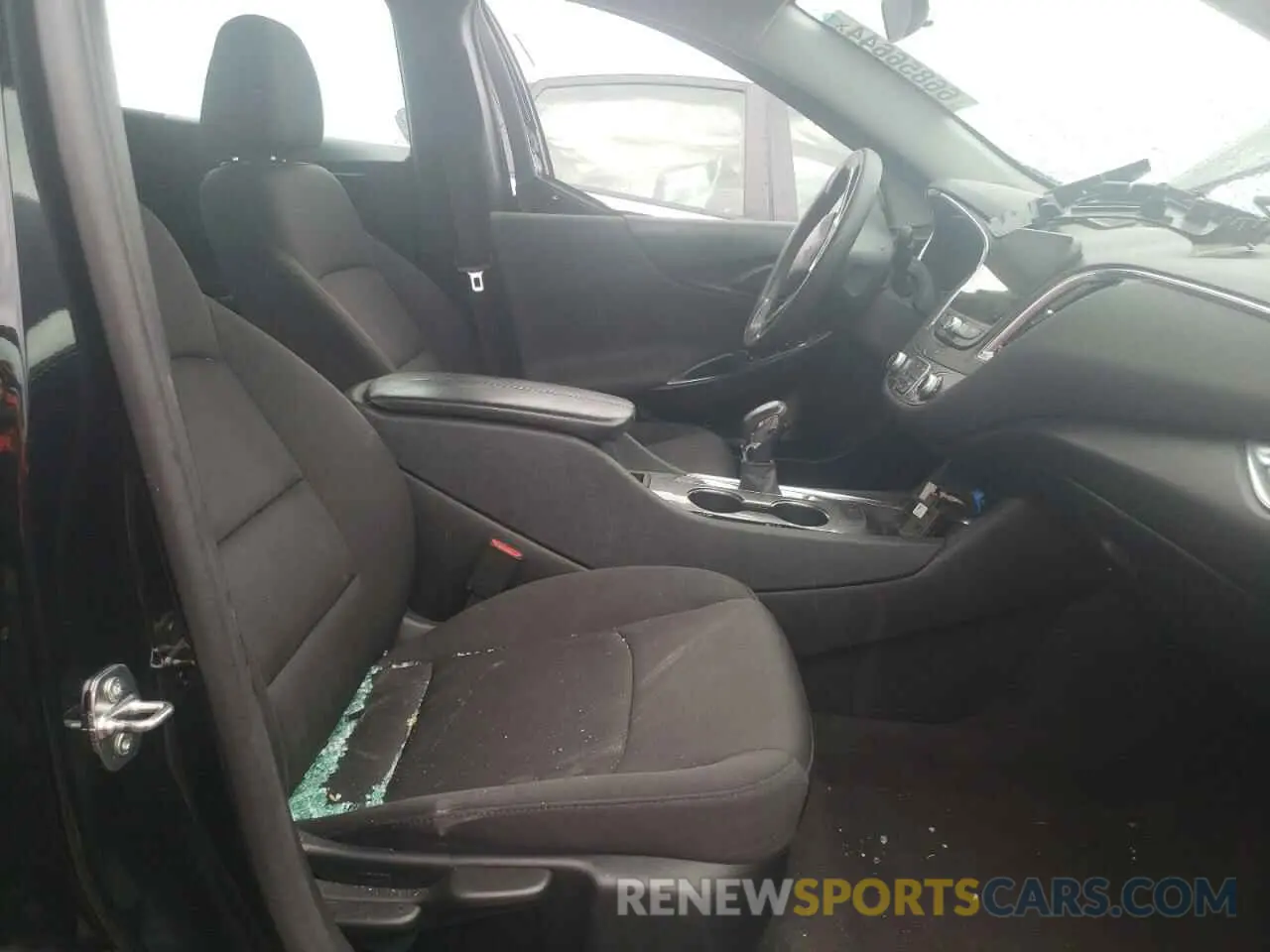 7 Photograph of a damaged car 1G1ZD5ST6MF002105 CHEVROLET MALIBU 2021