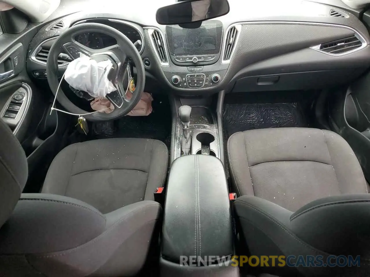 8 Photograph of a damaged car 1G1ZD5ST6MF030275 CHEVROLET MALIBU 2021