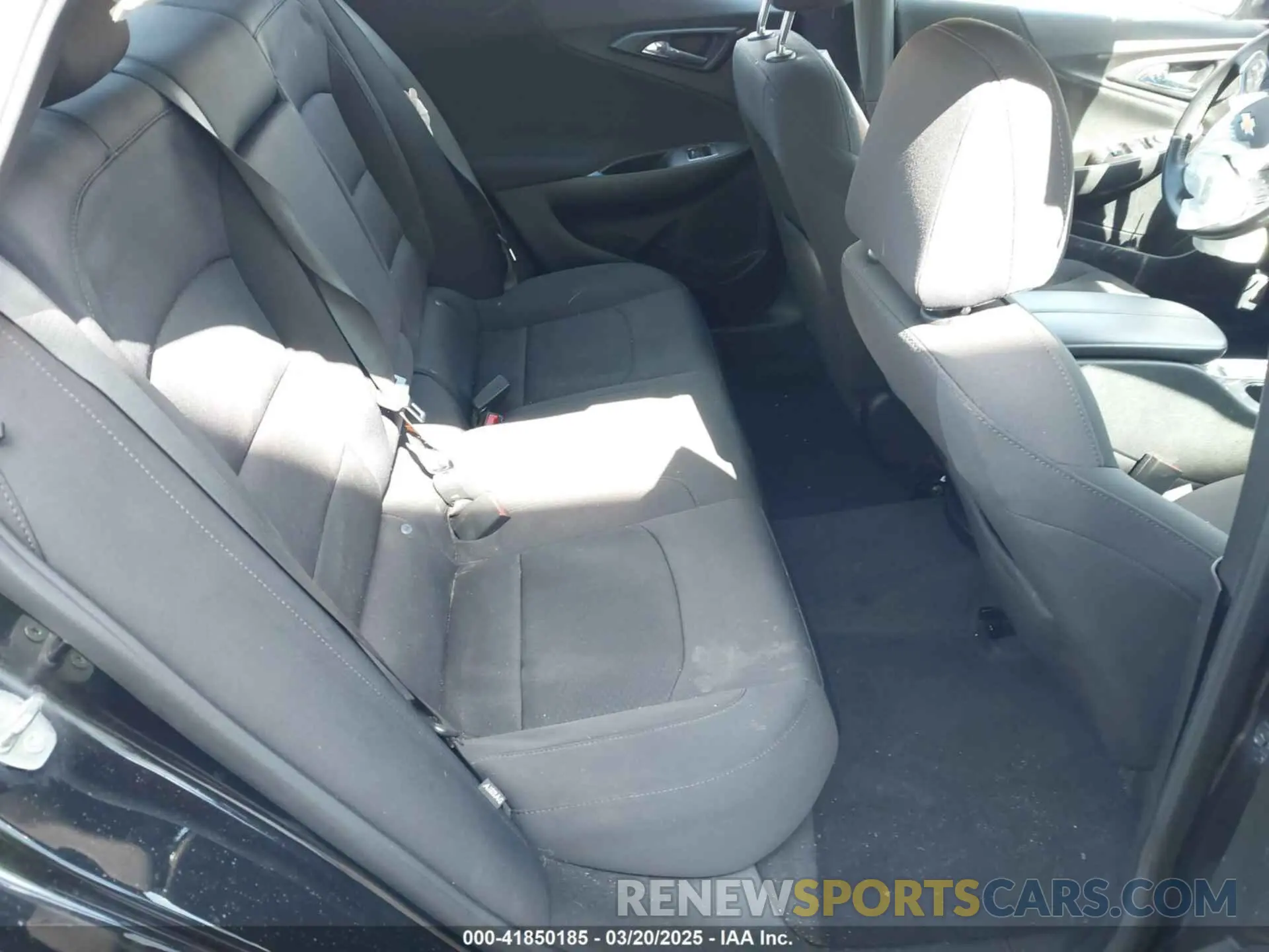 8 Photograph of a damaged car 1G1ZD5ST6MF048422 CHEVROLET MALIBU 2021