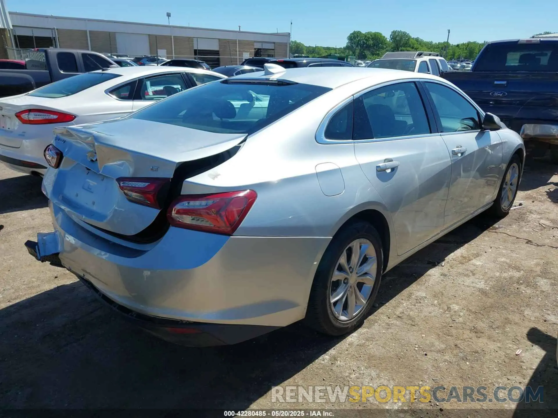 4 Photograph of a damaged car 1G1ZD5ST6MF070551 CHEVROLET MALIBU 2021