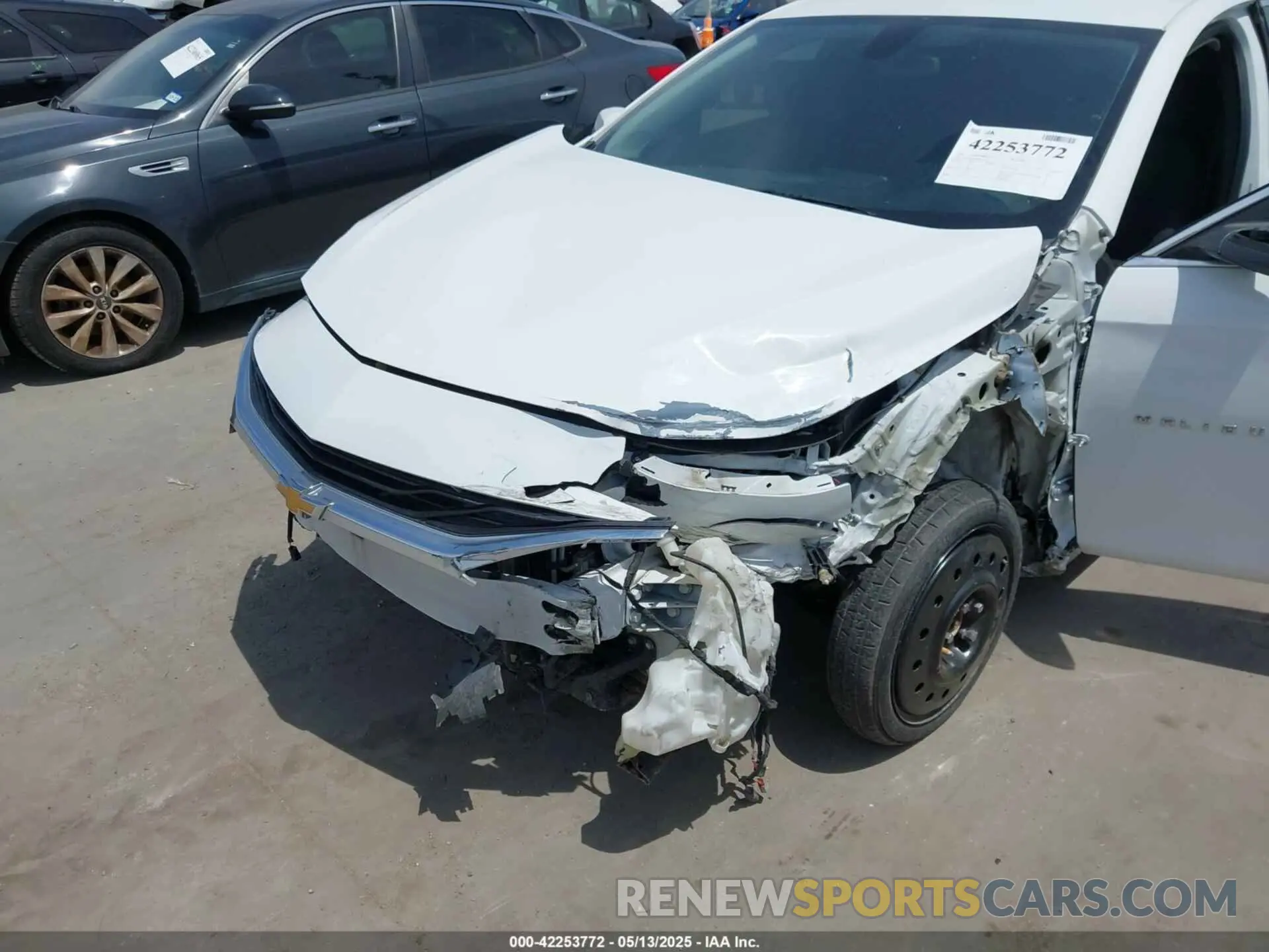 17 Photograph of a damaged car 1G1ZD5ST6MF077774 CHEVROLET MALIBU 2021