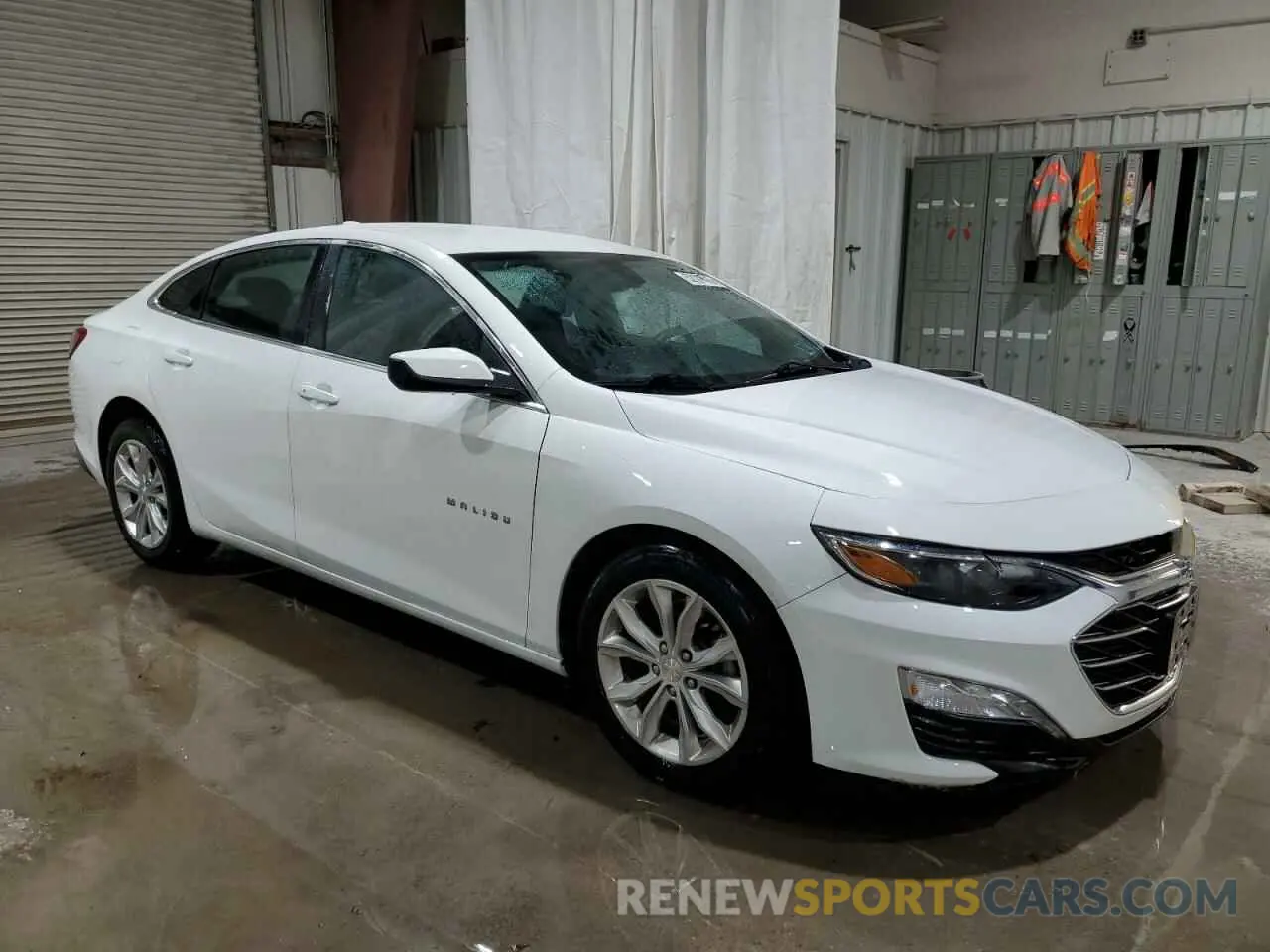 4 Photograph of a damaged car 1G1ZD5ST7MF006714 CHEVROLET MALIBU 2021