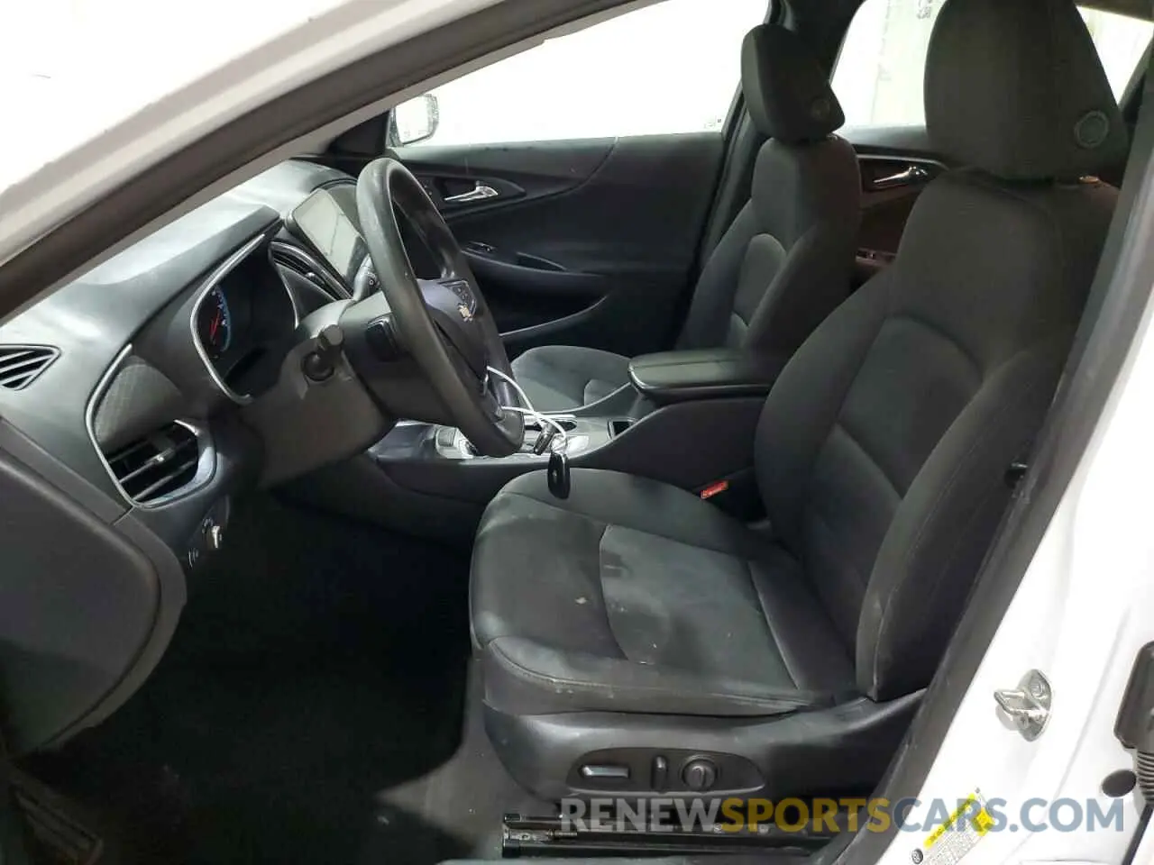 7 Photograph of a damaged car 1G1ZD5ST7MF006714 CHEVROLET MALIBU 2021