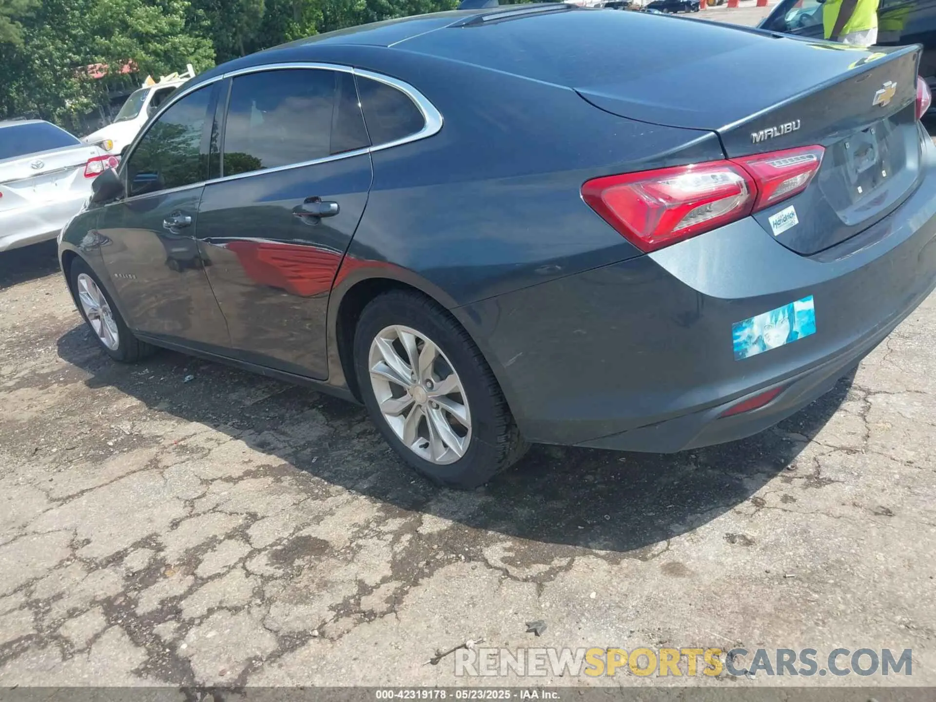 3 Photograph of a damaged car 1G1ZD5ST7MF007457 CHEVROLET MALIBU 2021