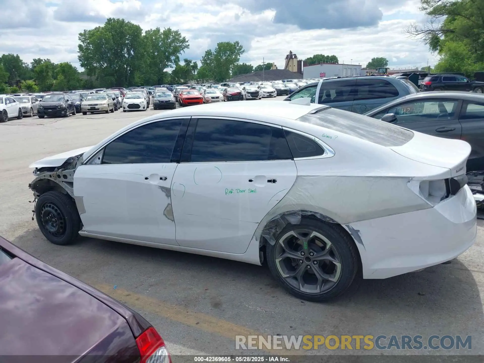 15 Photograph of a damaged car 1G1ZD5ST7MF026137 CHEVROLET MALIBU 2021