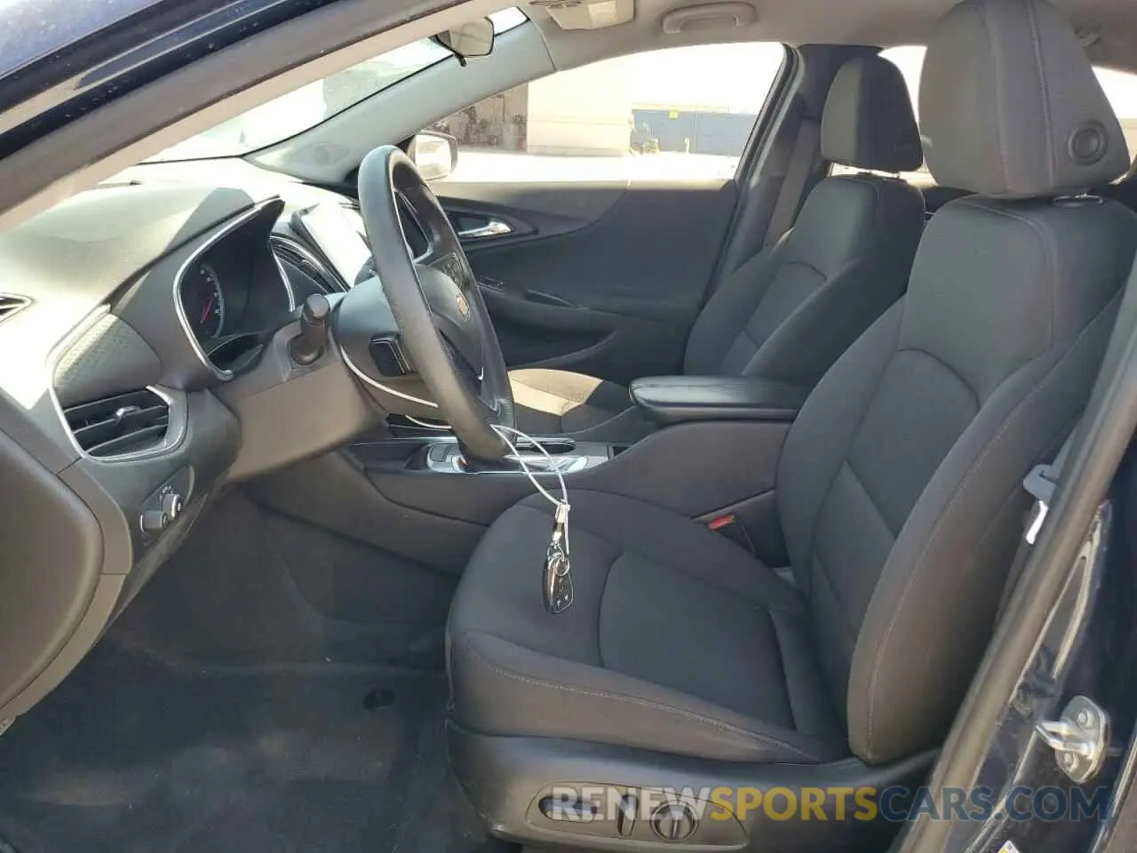 7 Photograph of a damaged car 1G1ZD5ST7MF028387 CHEVROLET MALIBU 2021