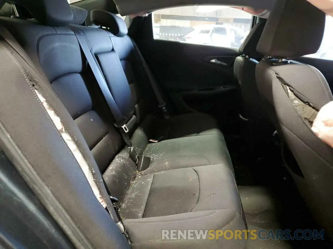 10 Photograph of a damaged car 1G1ZD5ST7MF034898 CHEVROLET MALIBU 2021