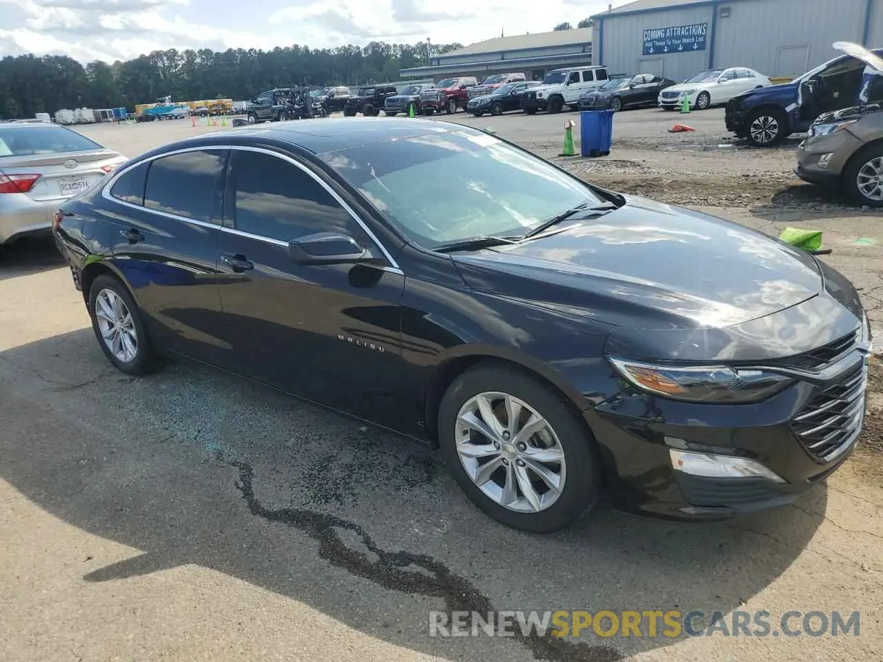 4 Photograph of a damaged car 1G1ZD5ST7MF037316 CHEVROLET MALIBU 2021
