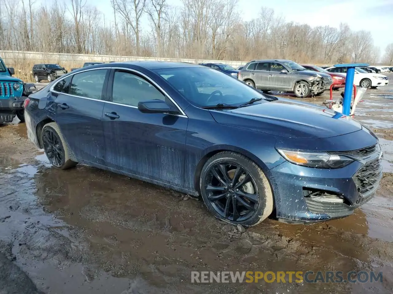 4 Photograph of a damaged car 1G1ZD5ST7MF052155 CHEVROLET MALIBU 2021
