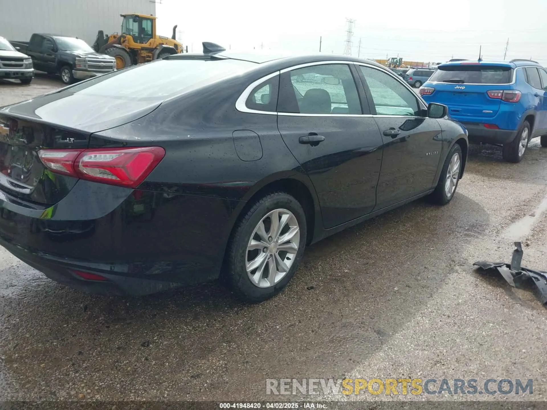 4 Photograph of a damaged car 1G1ZD5ST8MF003532 CHEVROLET MALIBU 2021