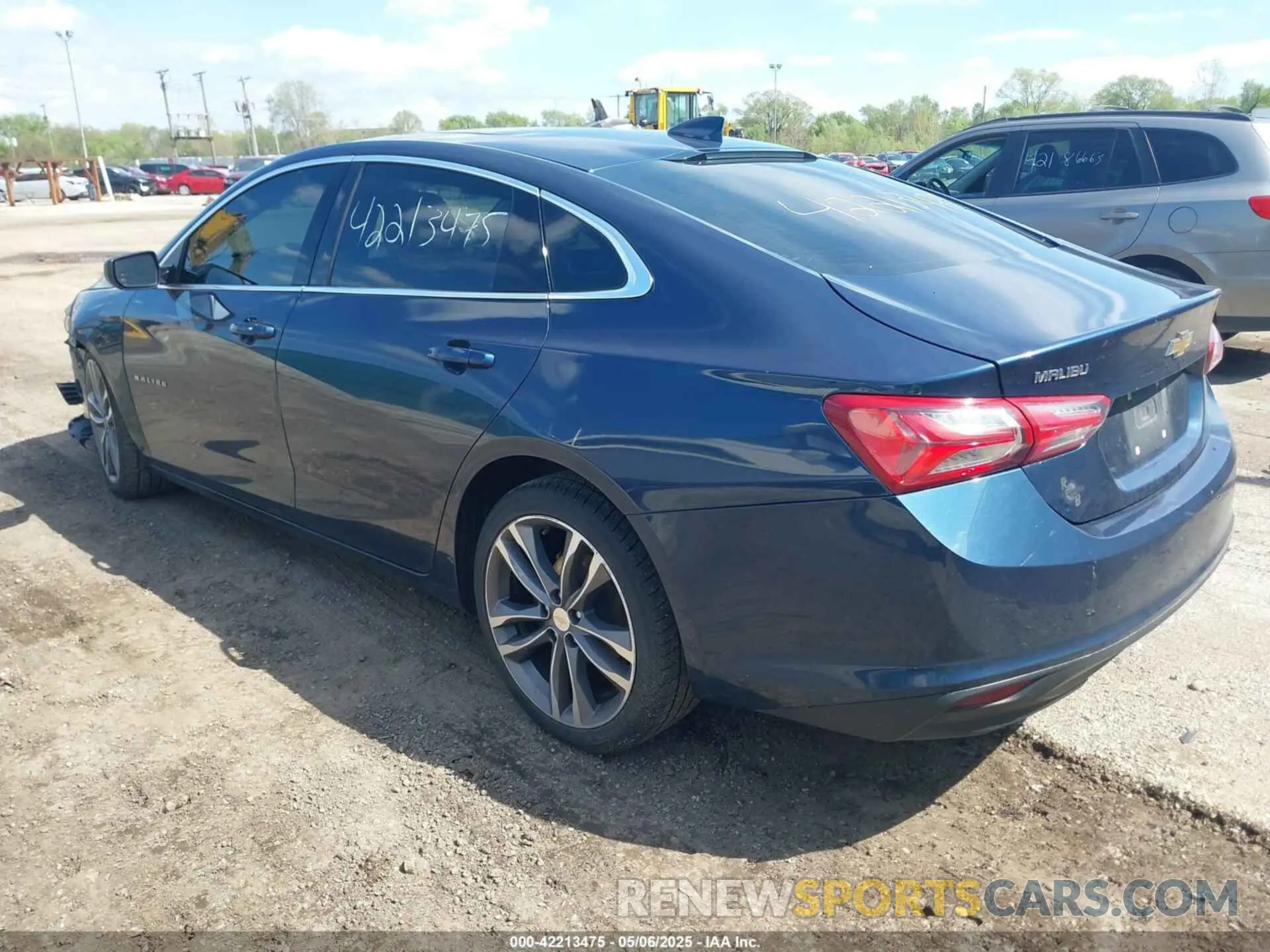 3 Photograph of a damaged car 1G1ZD5ST8MF005720 CHEVROLET MALIBU 2021