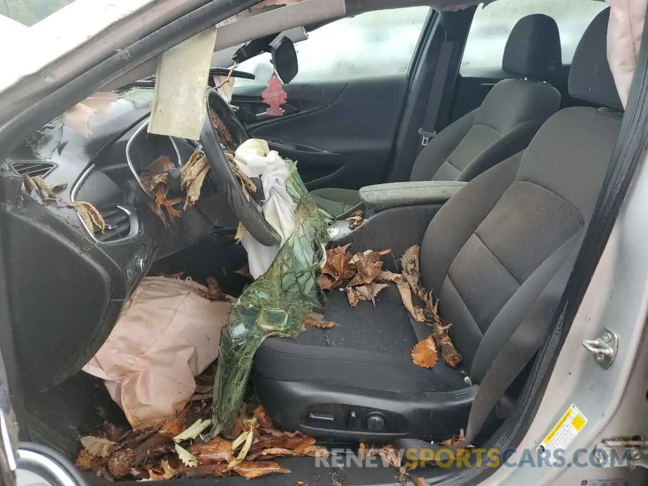 7 Photograph of a damaged car 1G1ZD5ST8MF025143 CHEVROLET MALIBU 2021