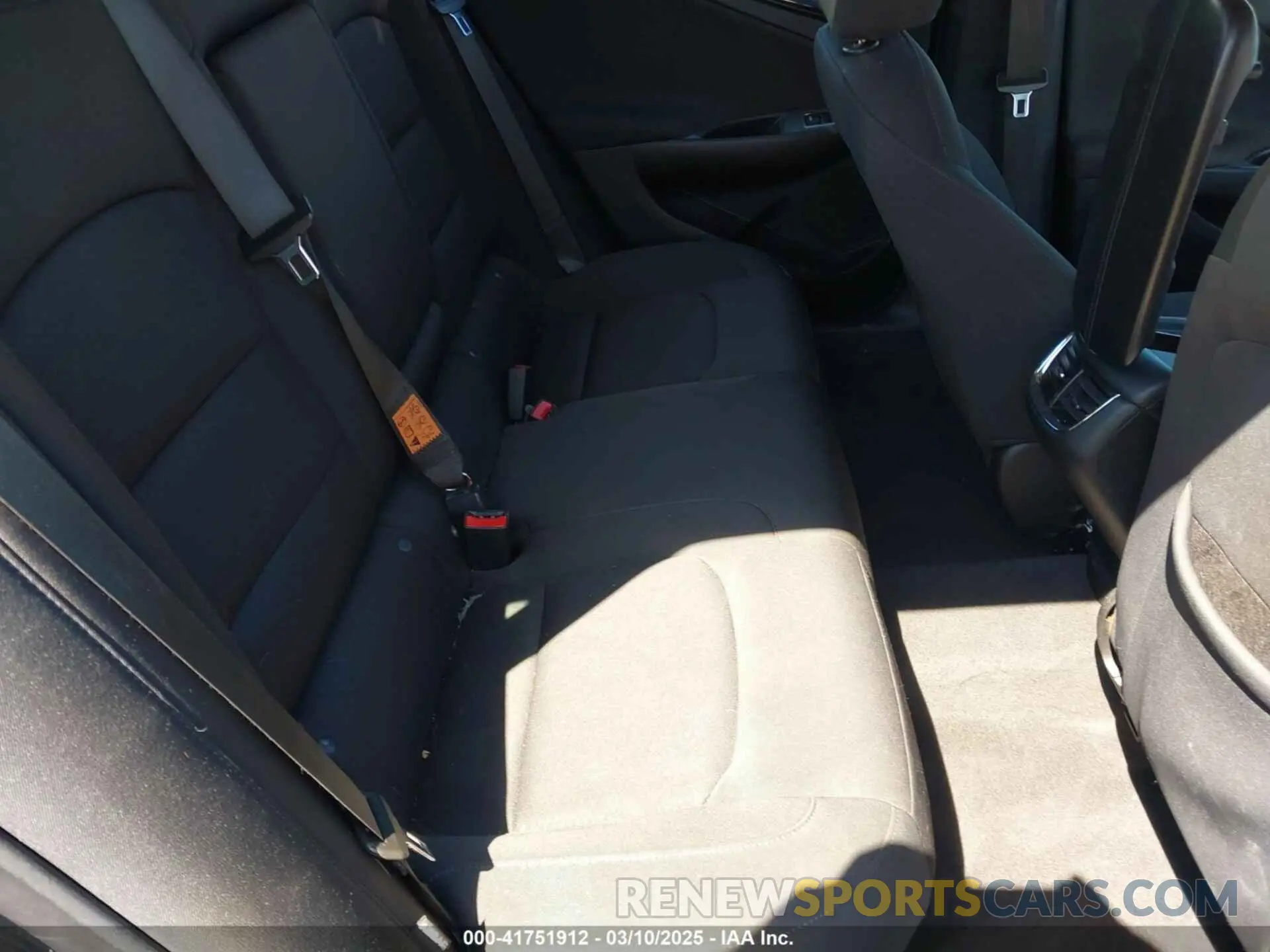 8 Photograph of a damaged car 1G1ZD5ST8MF025255 CHEVROLET MALIBU 2021