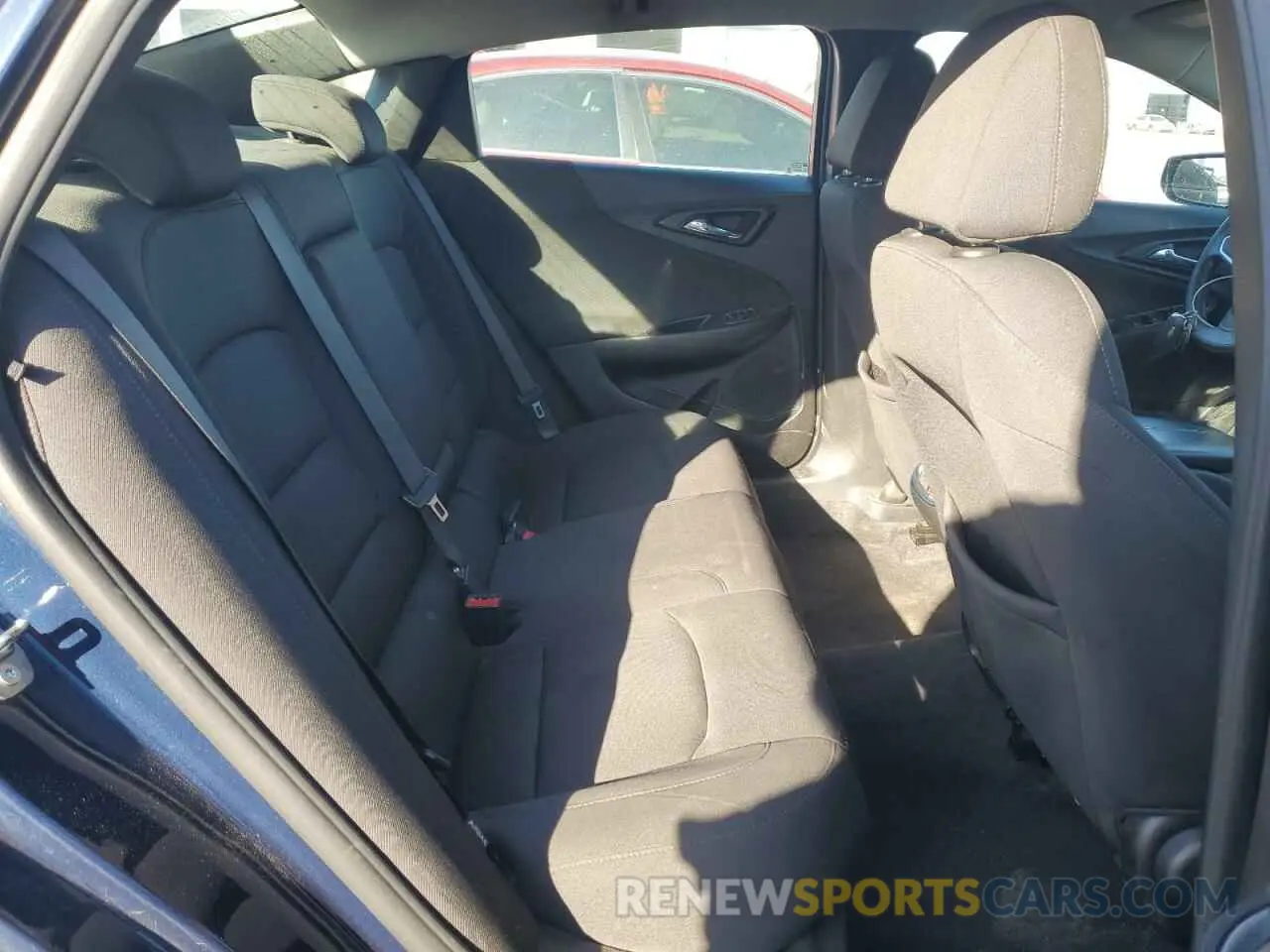 10 Photograph of a damaged car 1G1ZD5ST8MF026678 CHEVROLET MALIBU 2021