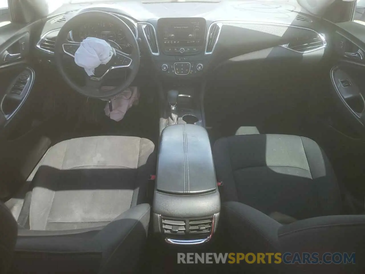 8 Photograph of a damaged car 1G1ZD5ST8MF032920 CHEVROLET MALIBU 2021