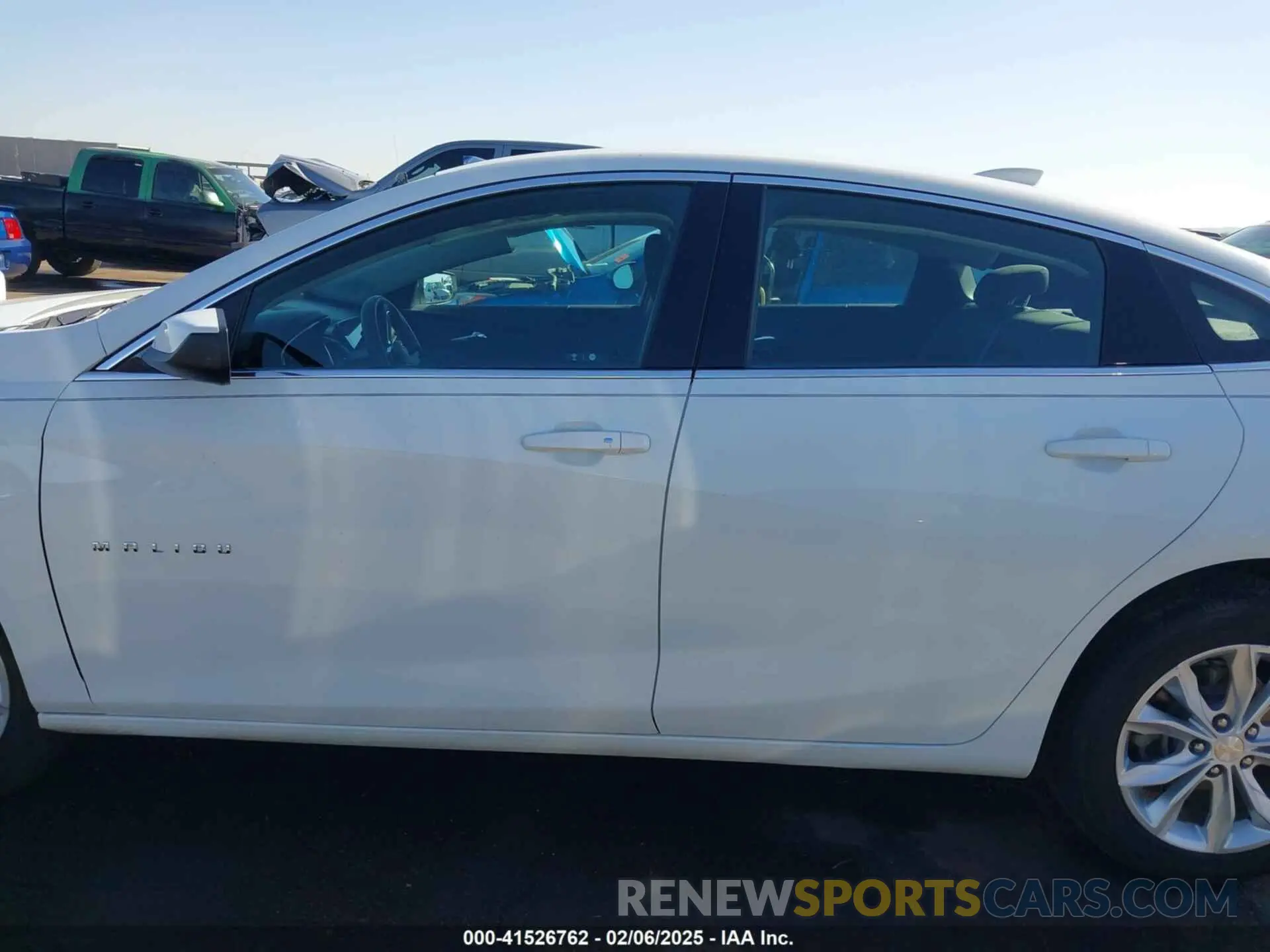 14 Photograph of a damaged car 1G1ZD5ST8MF044159 CHEVROLET MALIBU 2021