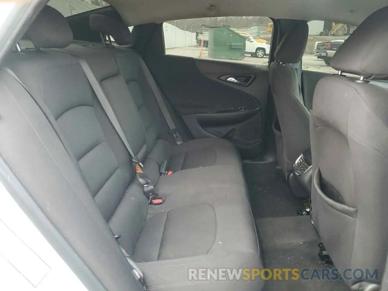 10 Photograph of a damaged car 1G1ZD5ST8MF070812 CHEVROLET MALIBU 2021