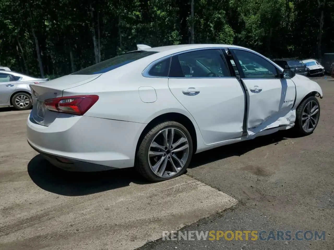 3 Photograph of a damaged car 1G1ZD5ST8MF073354 CHEVROLET MALIBU 2021