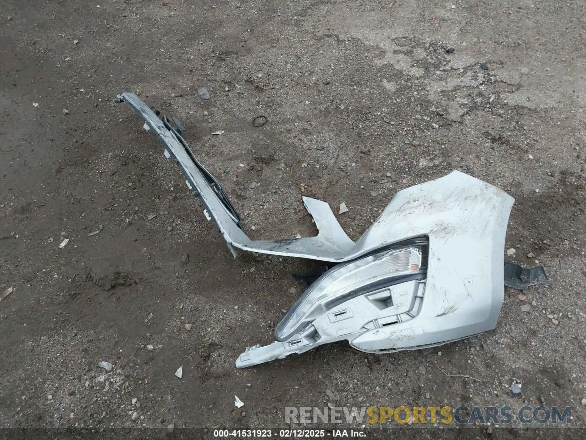 11 Photograph of a damaged car 1G1ZD5ST8MF077534 CHEVROLET MALIBU 2021