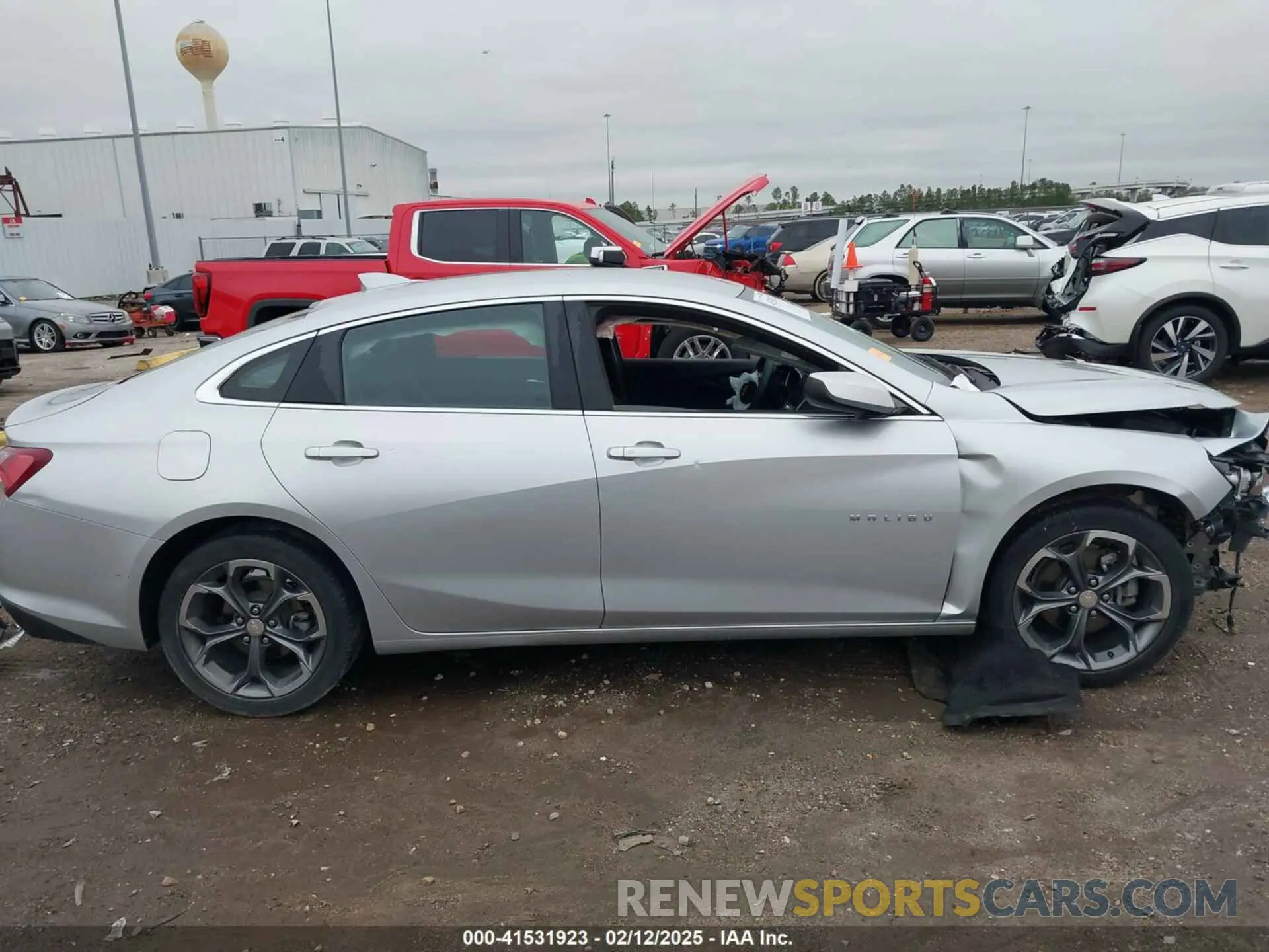 13 Photograph of a damaged car 1G1ZD5ST8MF077534 CHEVROLET MALIBU 2021