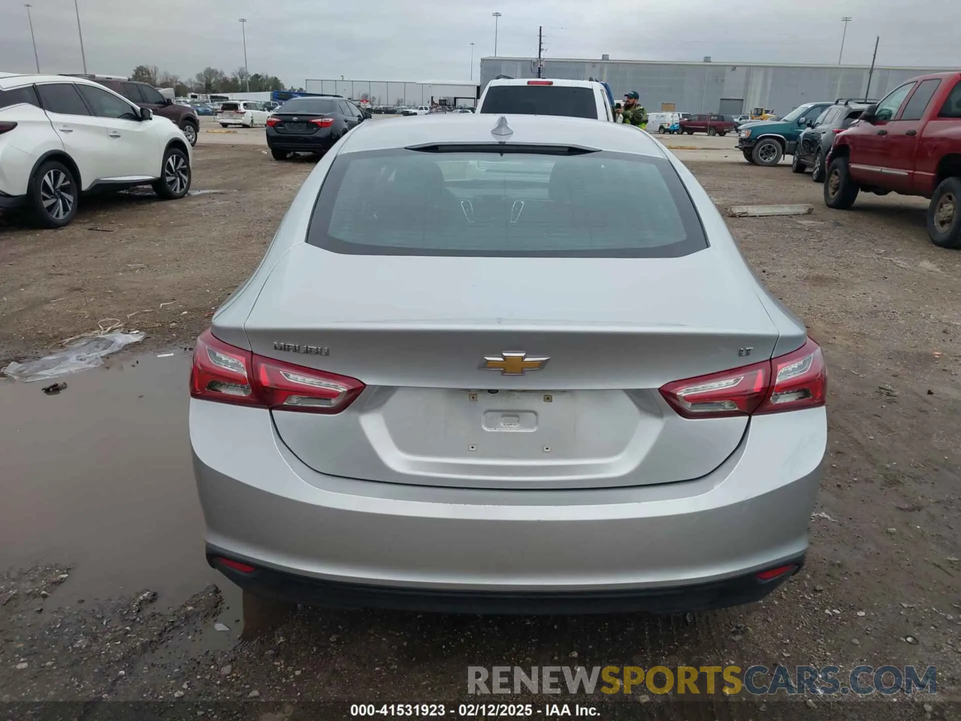 16 Photograph of a damaged car 1G1ZD5ST8MF077534 CHEVROLET MALIBU 2021