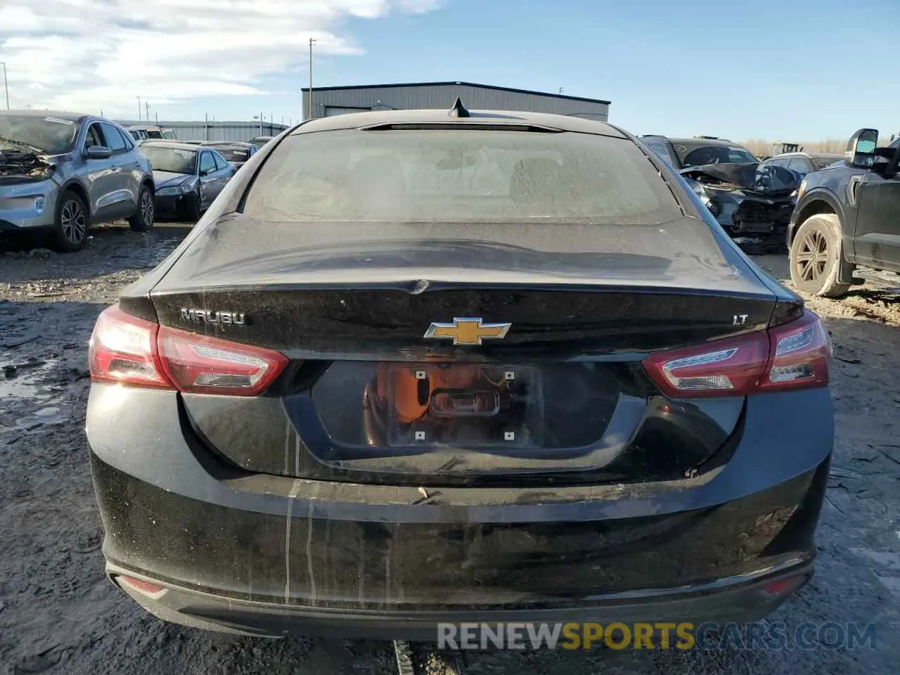 8 Photograph of a damaged car 1G1ZD5ST9MF002938 CHEVROLET MALIBU 2021