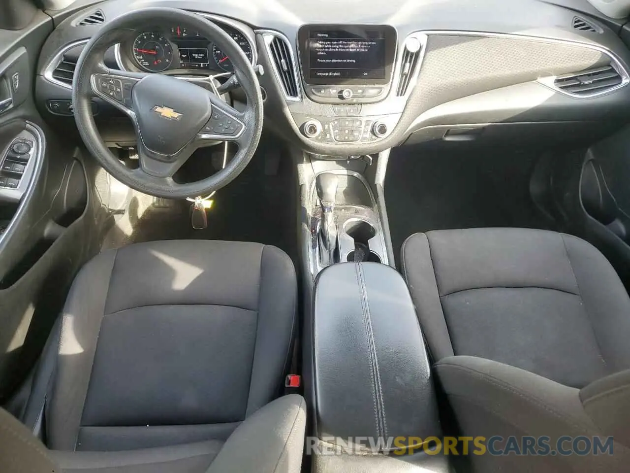 8 Photograph of a damaged car 1G1ZD5ST9MF005175 CHEVROLET MALIBU 2021
