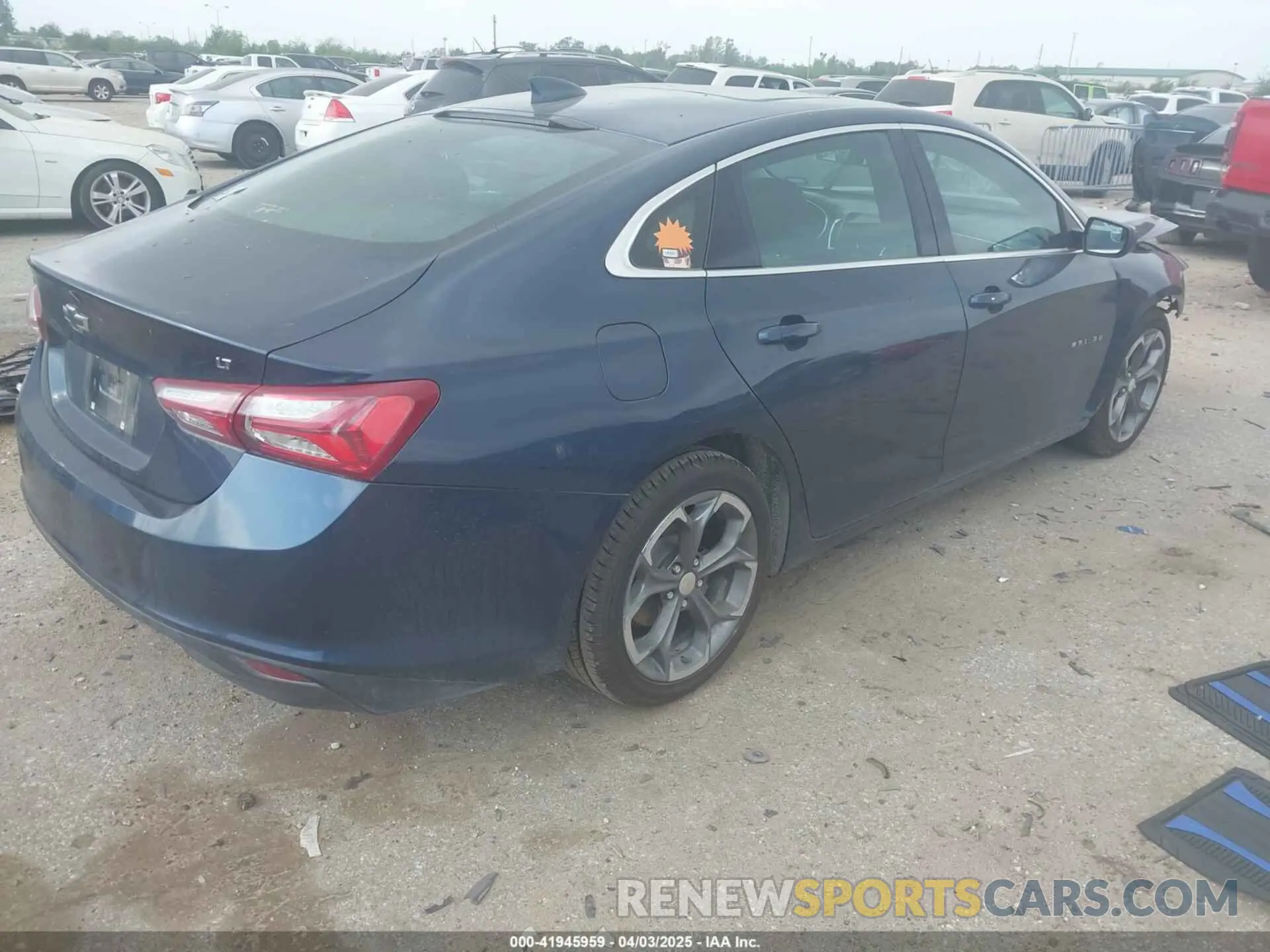 4 Photograph of a damaged car 1G1ZD5ST9MF005774 CHEVROLET MALIBU 2021