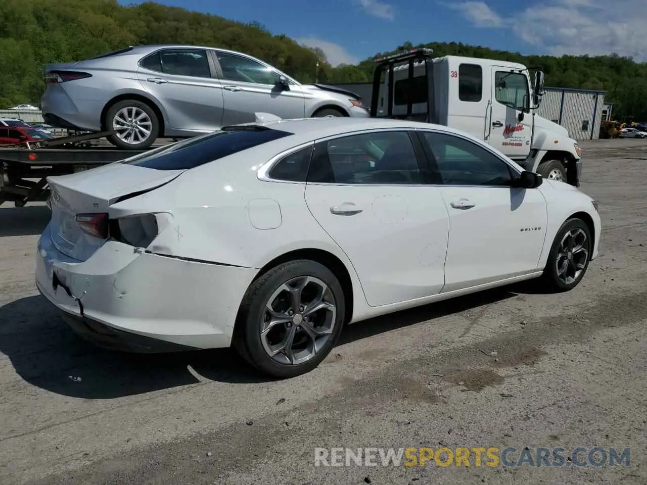 3 Photograph of a damaged car 1G1ZD5ST9MF015236 CHEVROLET MALIBU 2021
