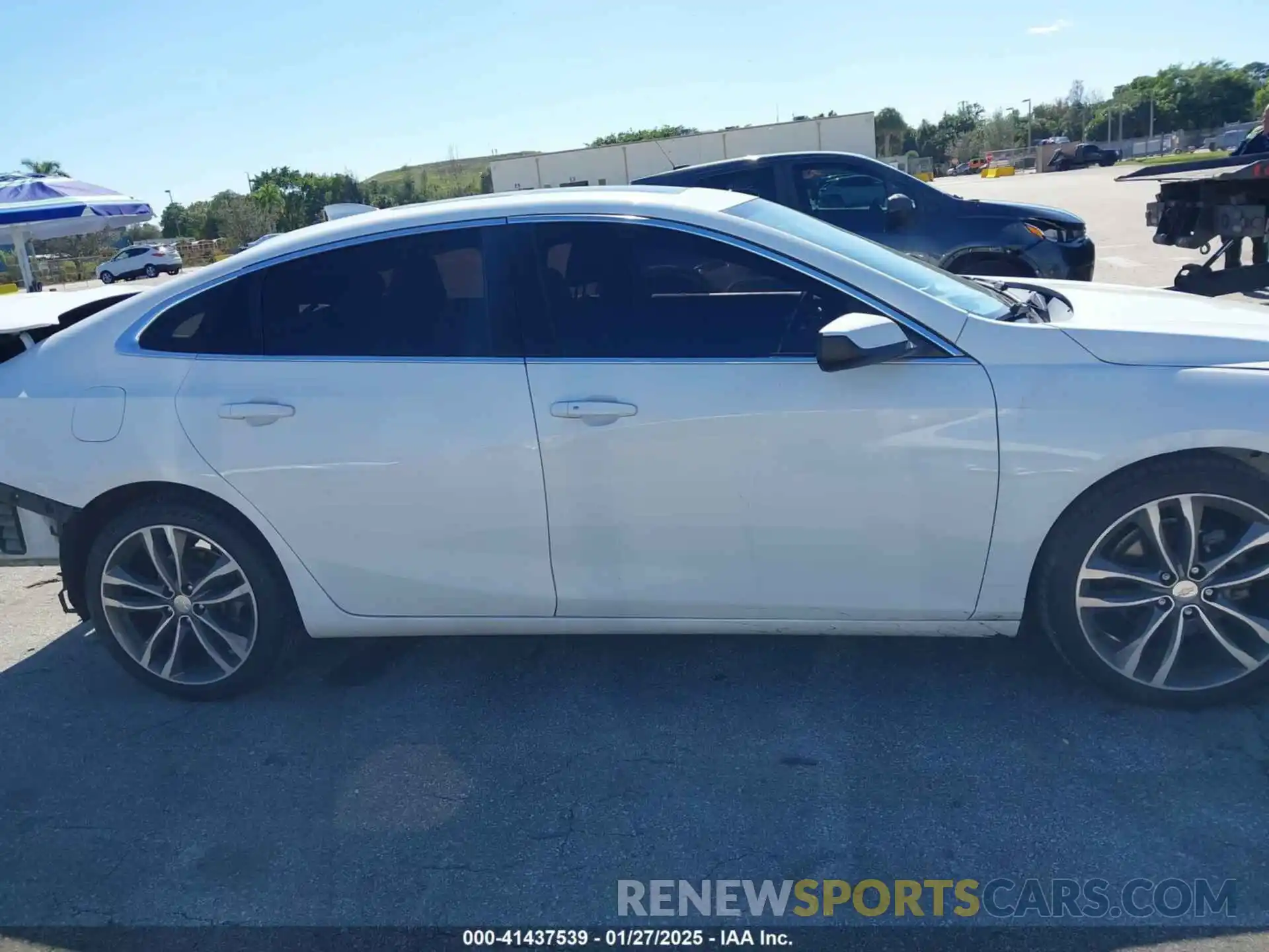 13 Photograph of a damaged car 1G1ZD5ST9MF015611 CHEVROLET MALIBU 2021