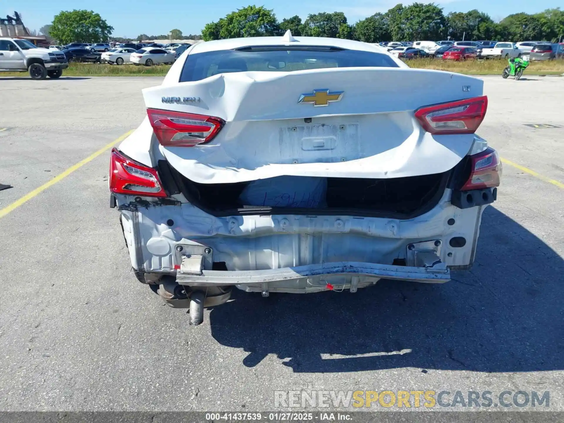 6 Photograph of a damaged car 1G1ZD5ST9MF015611 CHEVROLET MALIBU 2021