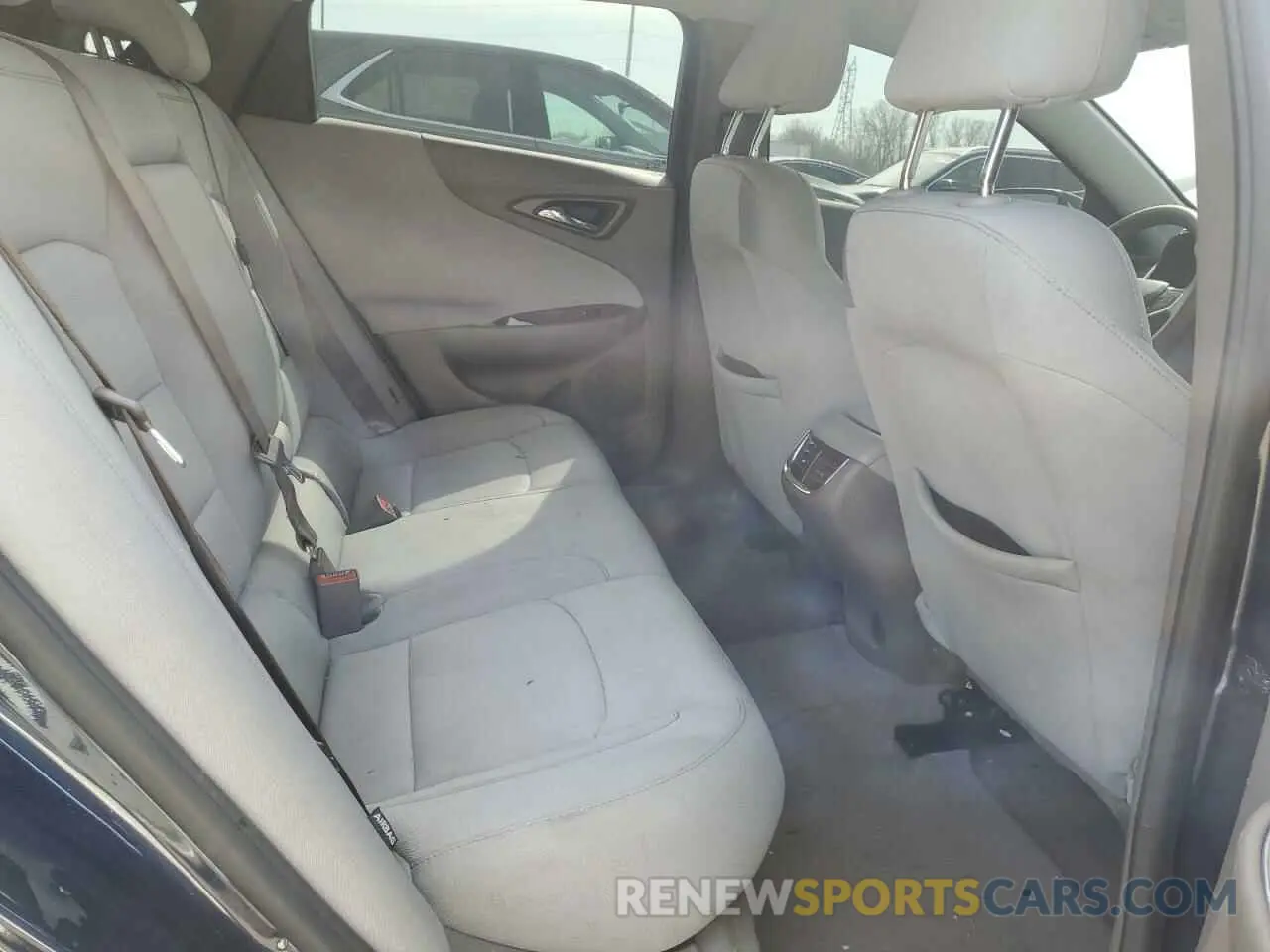 10 Photograph of a damaged car 1G1ZD5ST9MF019108 CHEVROLET MALIBU 2021