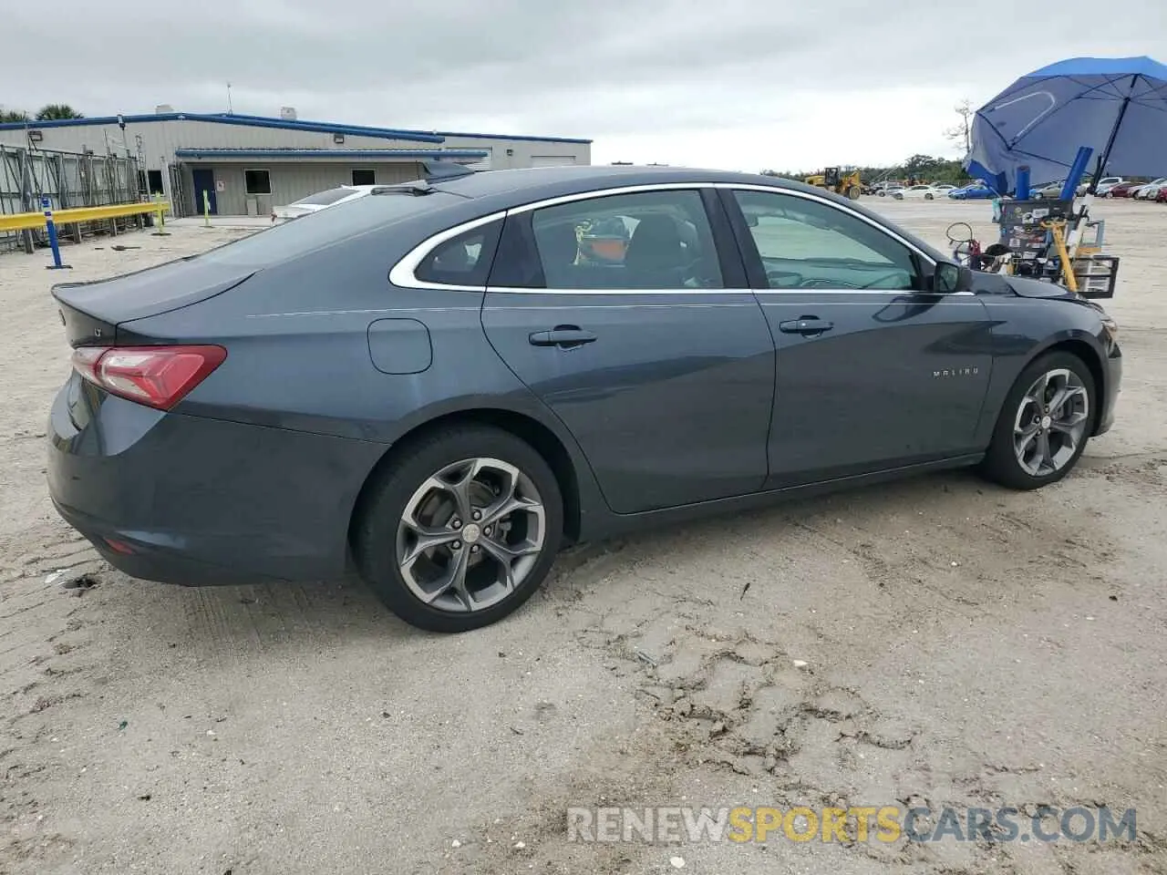 3 Photograph of a damaged car 1G1ZD5ST9MF025376 CHEVROLET MALIBU 2021