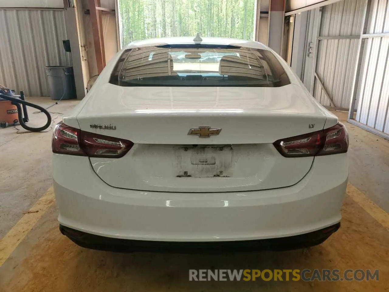6 Photograph of a damaged car 1G1ZD5ST9MF028424 CHEVROLET MALIBU 2021