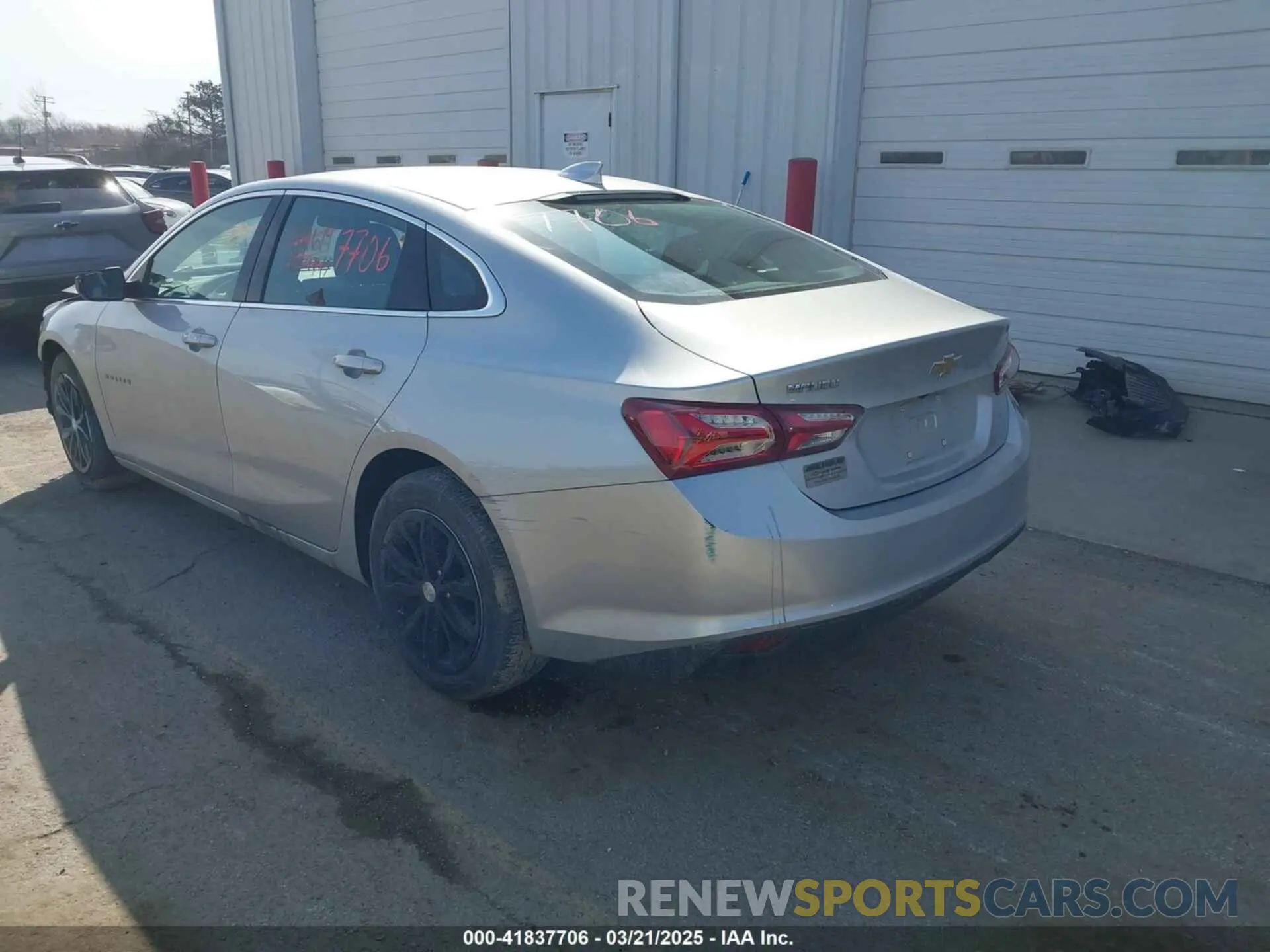 3 Photograph of a damaged car 1G1ZD5ST9MF034742 CHEVROLET MALIBU 2021