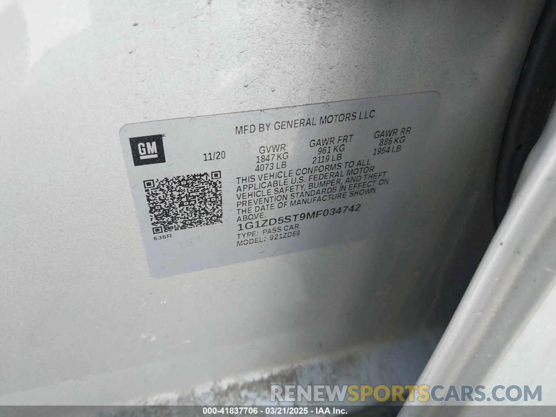 9 Photograph of a damaged car 1G1ZD5ST9MF034742 CHEVROLET MALIBU 2021