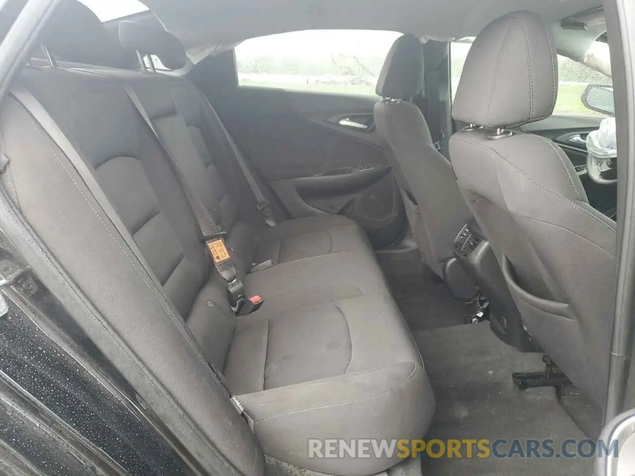 10 Photograph of a damaged car 1G1ZD5ST9MF051377 CHEVROLET MALIBU 2021
