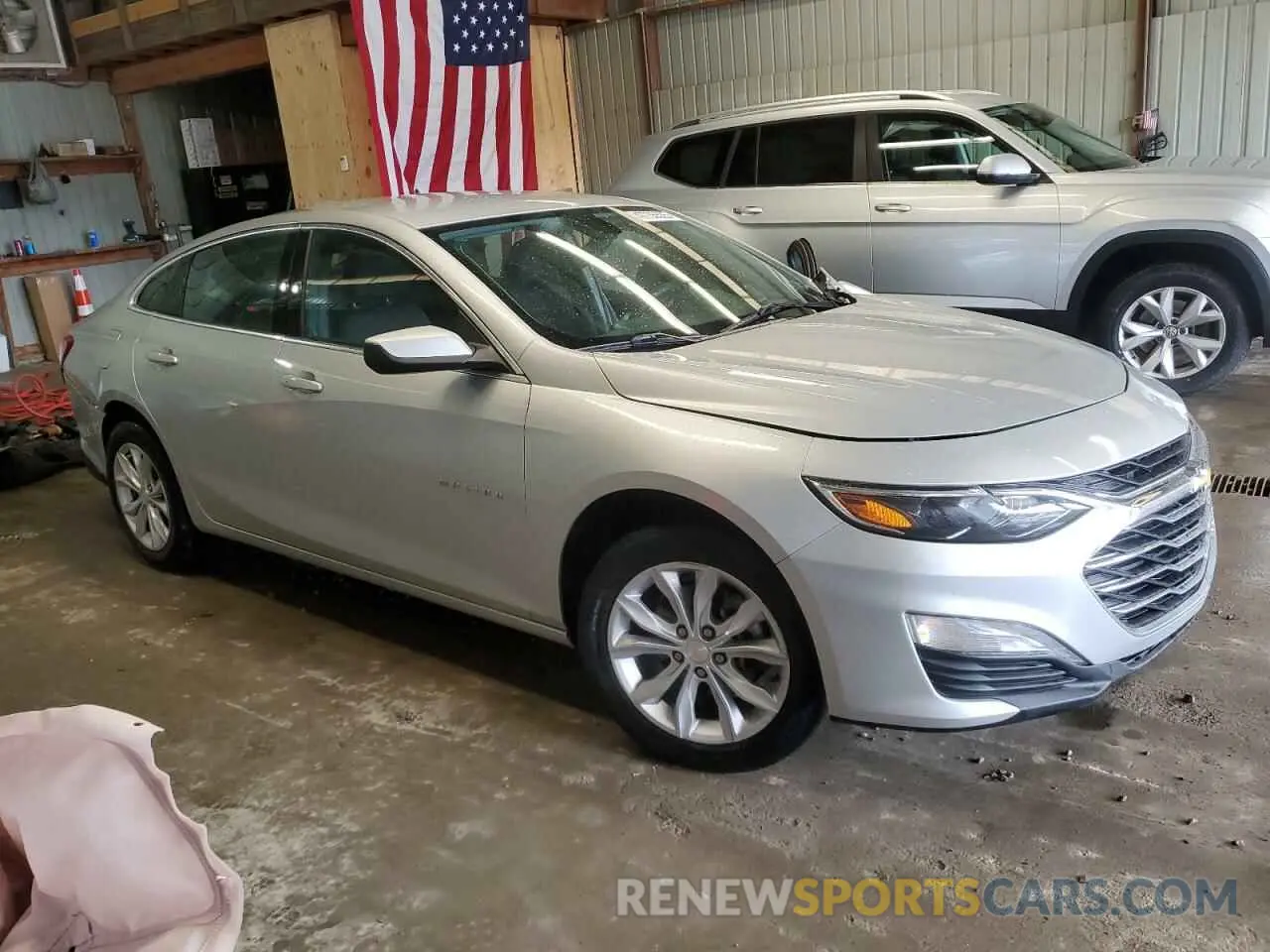 4 Photograph of a damaged car 1G1ZD5ST9MF067997 CHEVROLET MALIBU 2021