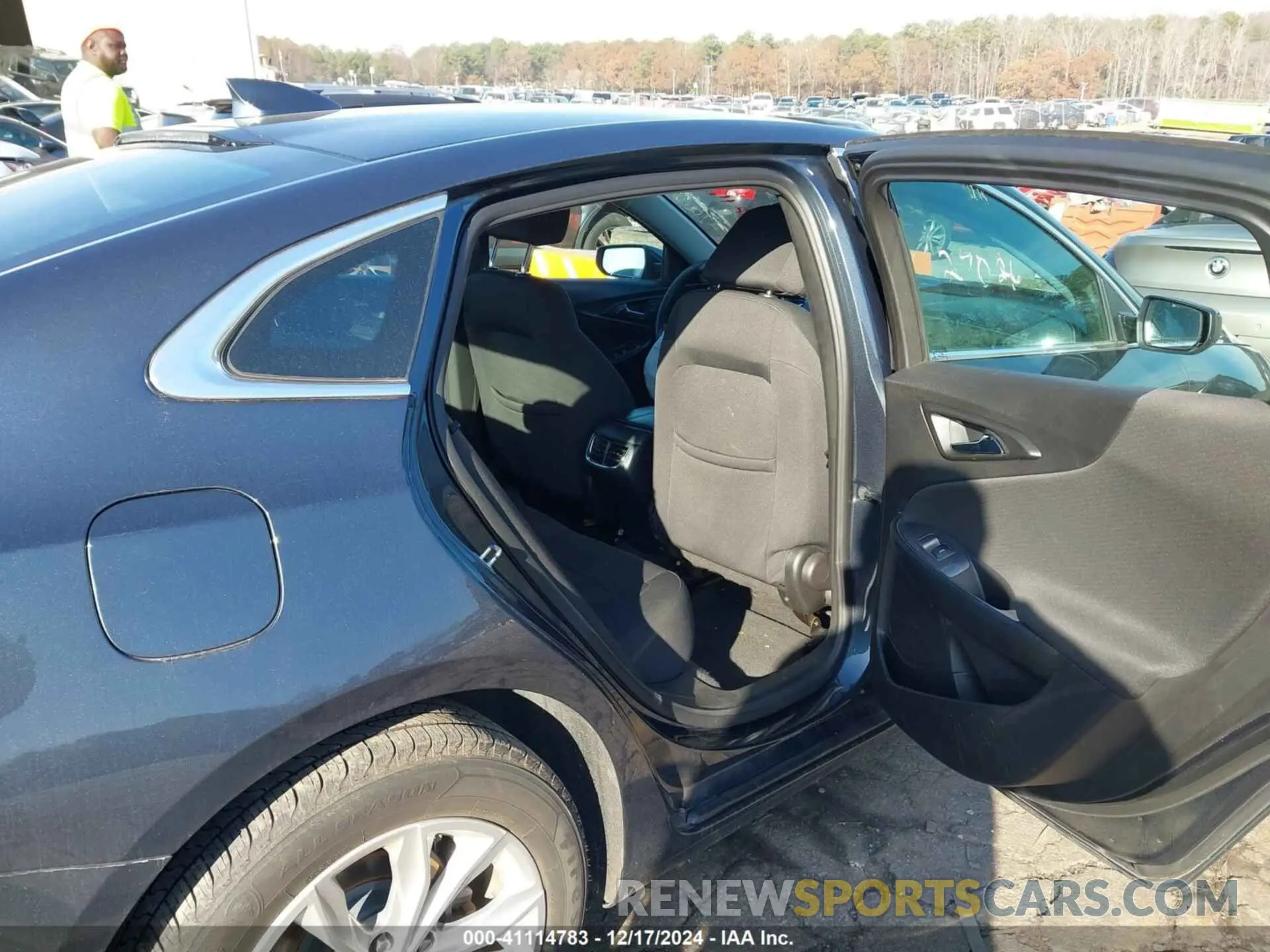 8 Photograph of a damaged car 1G1ZD5STXMF005816 CHEVROLET MALIBU 2021