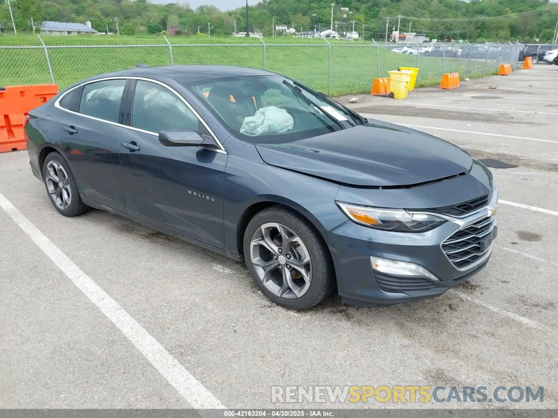 1 Photograph of a damaged car 1G1ZD5STXMF009297 CHEVROLET MALIBU 2021