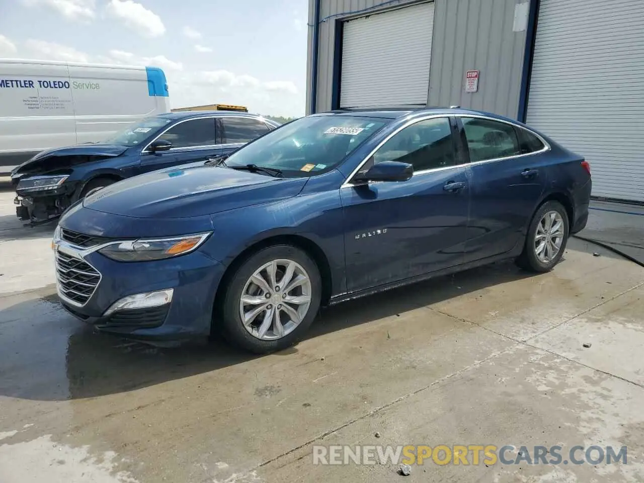1 Photograph of a damaged car 1G1ZD5STXMF018811 CHEVROLET MALIBU 2021