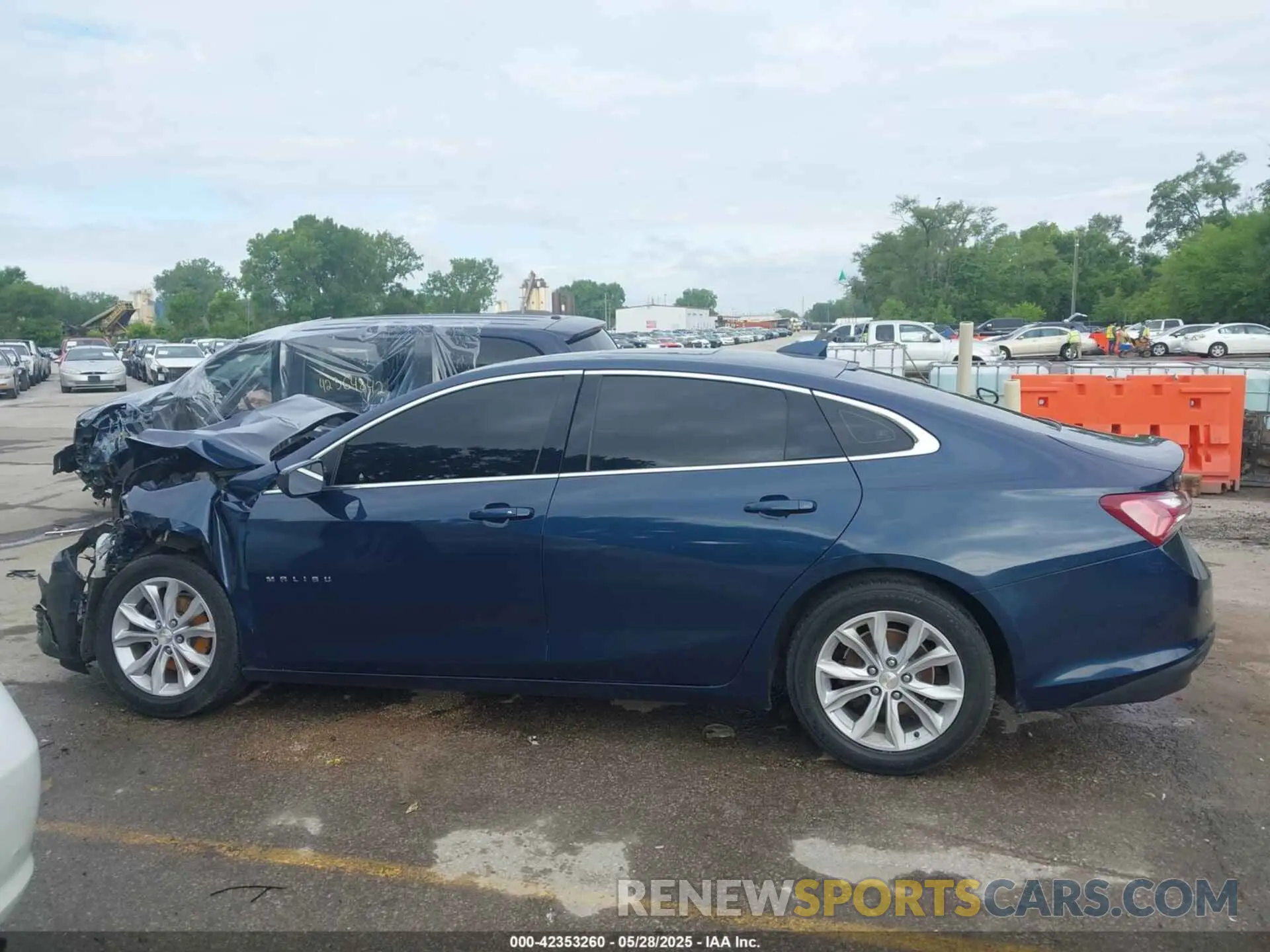 14 Photograph of a damaged car 1G1ZD5STXMF029663 CHEVROLET MALIBU 2021